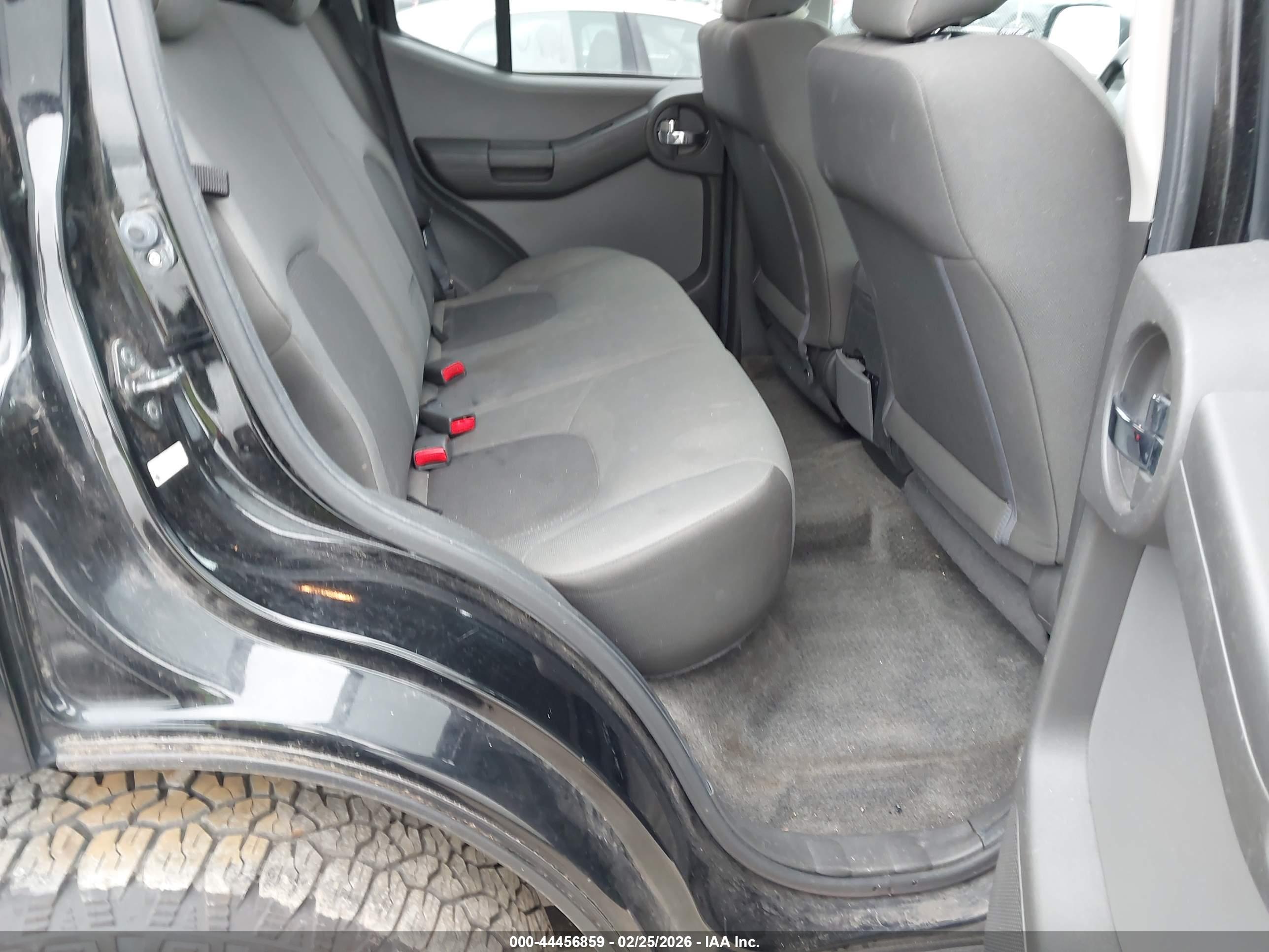 NISSAN XTERRA image 8
