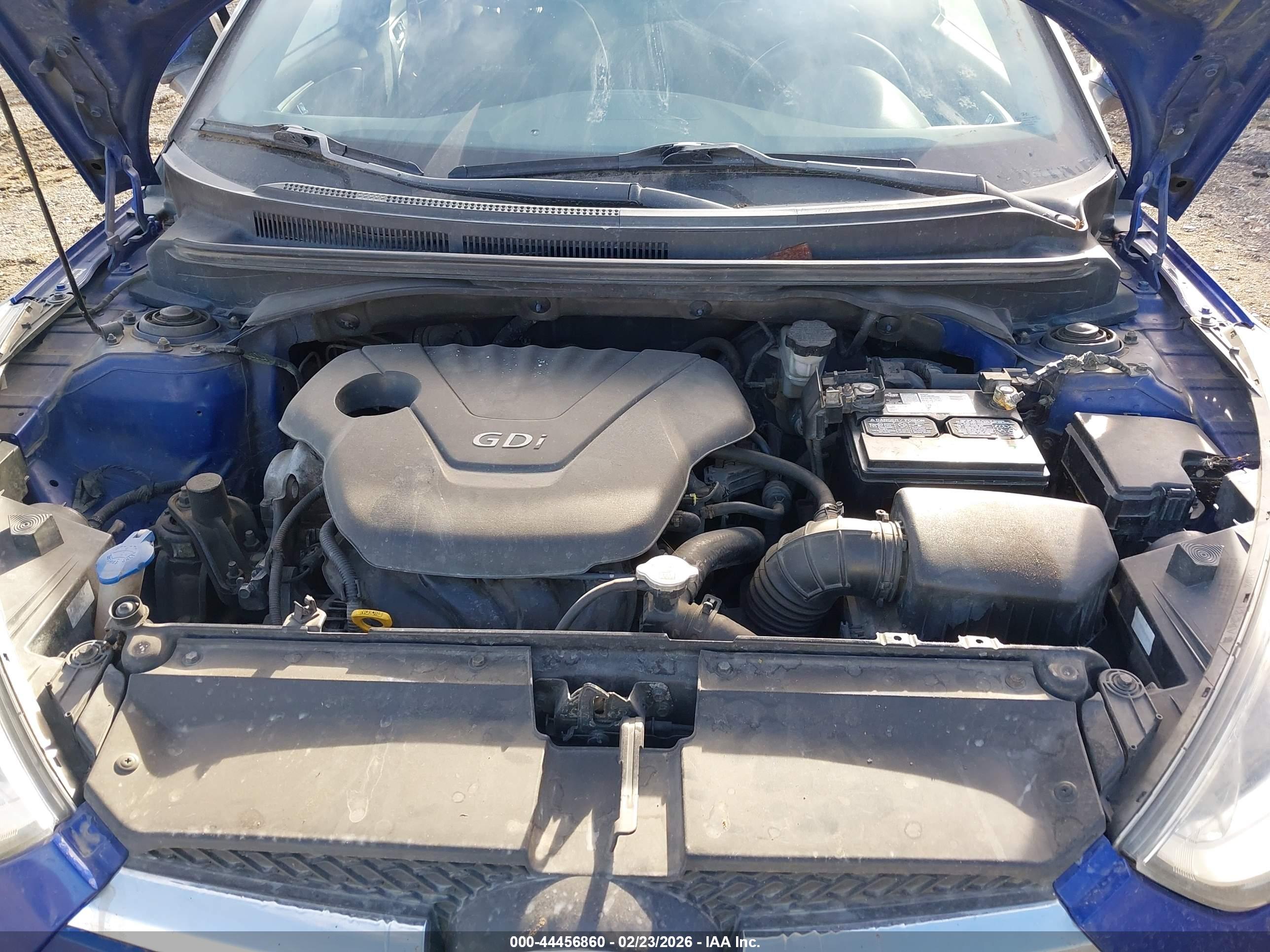 HYUNDAI VELOSTER image 10