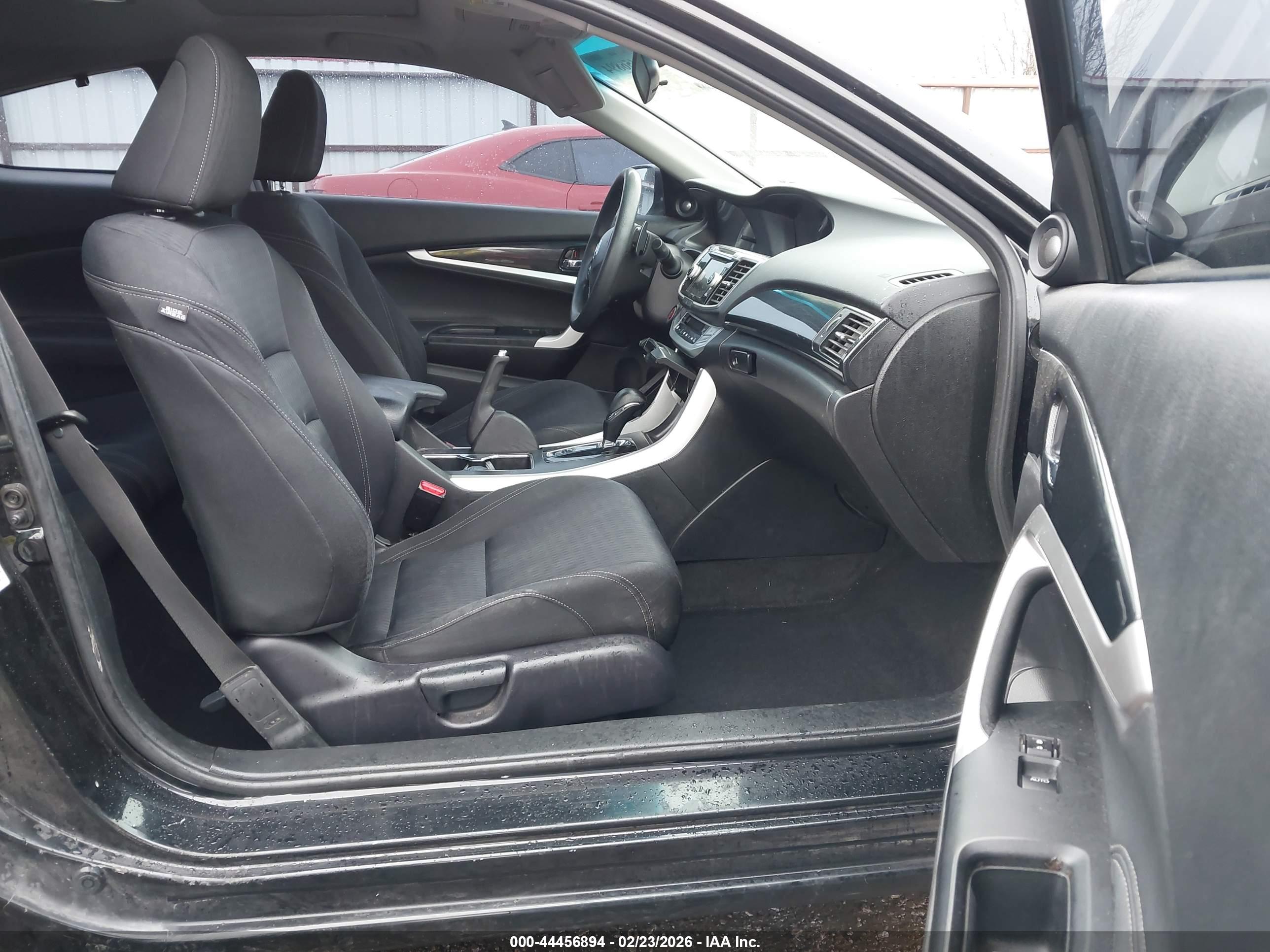 HONDA ACCORD image 5