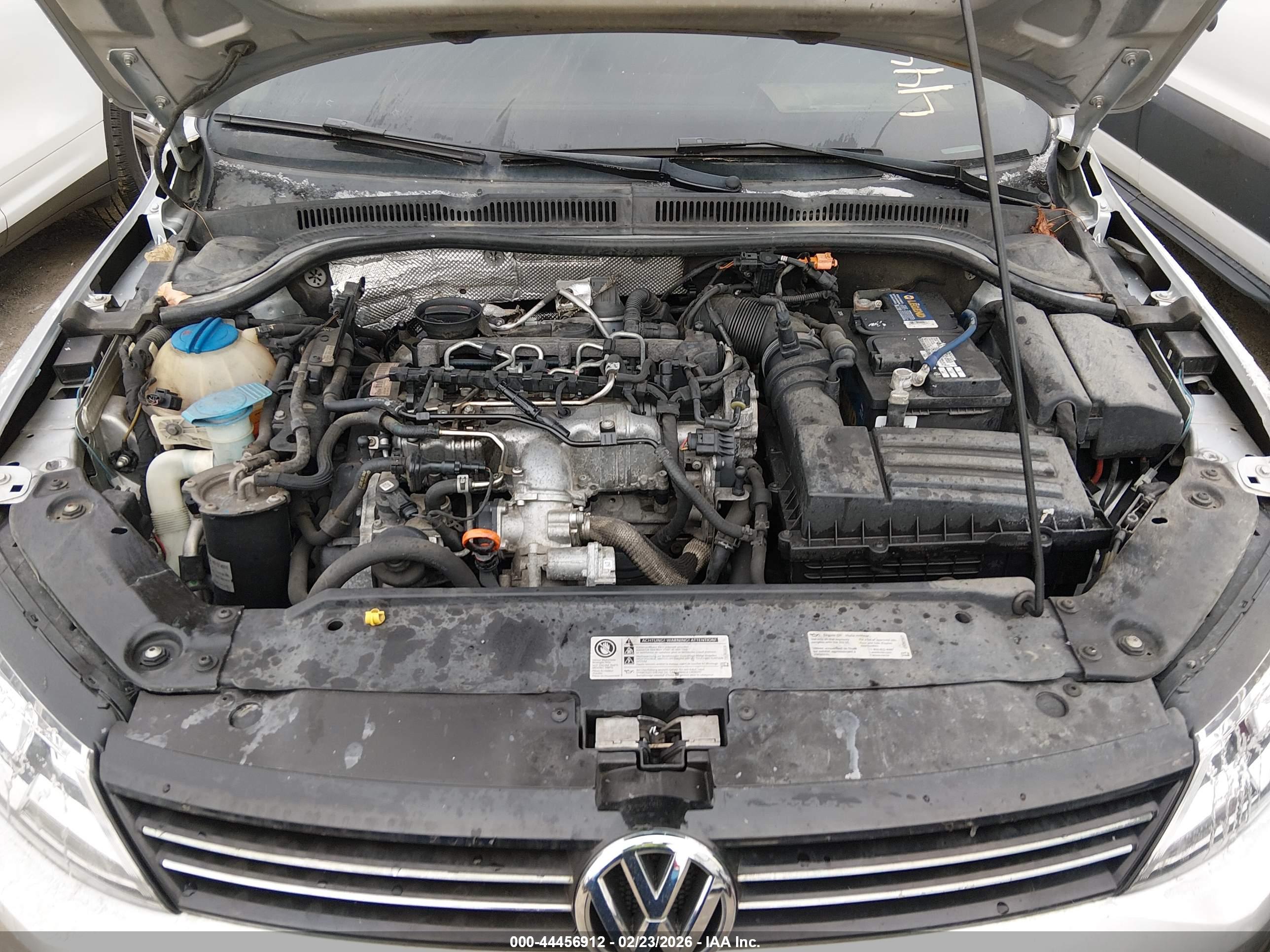 VOLKSWAGEN JETTA image 10