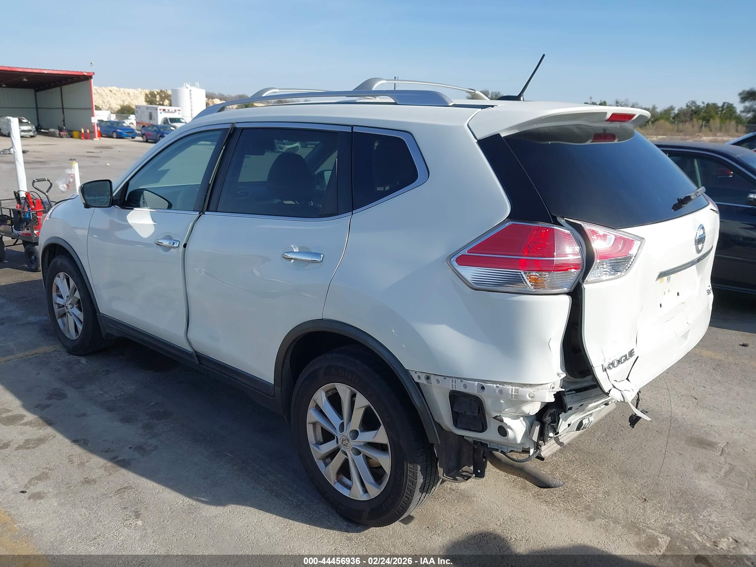 NISSAN ROGUE image 3