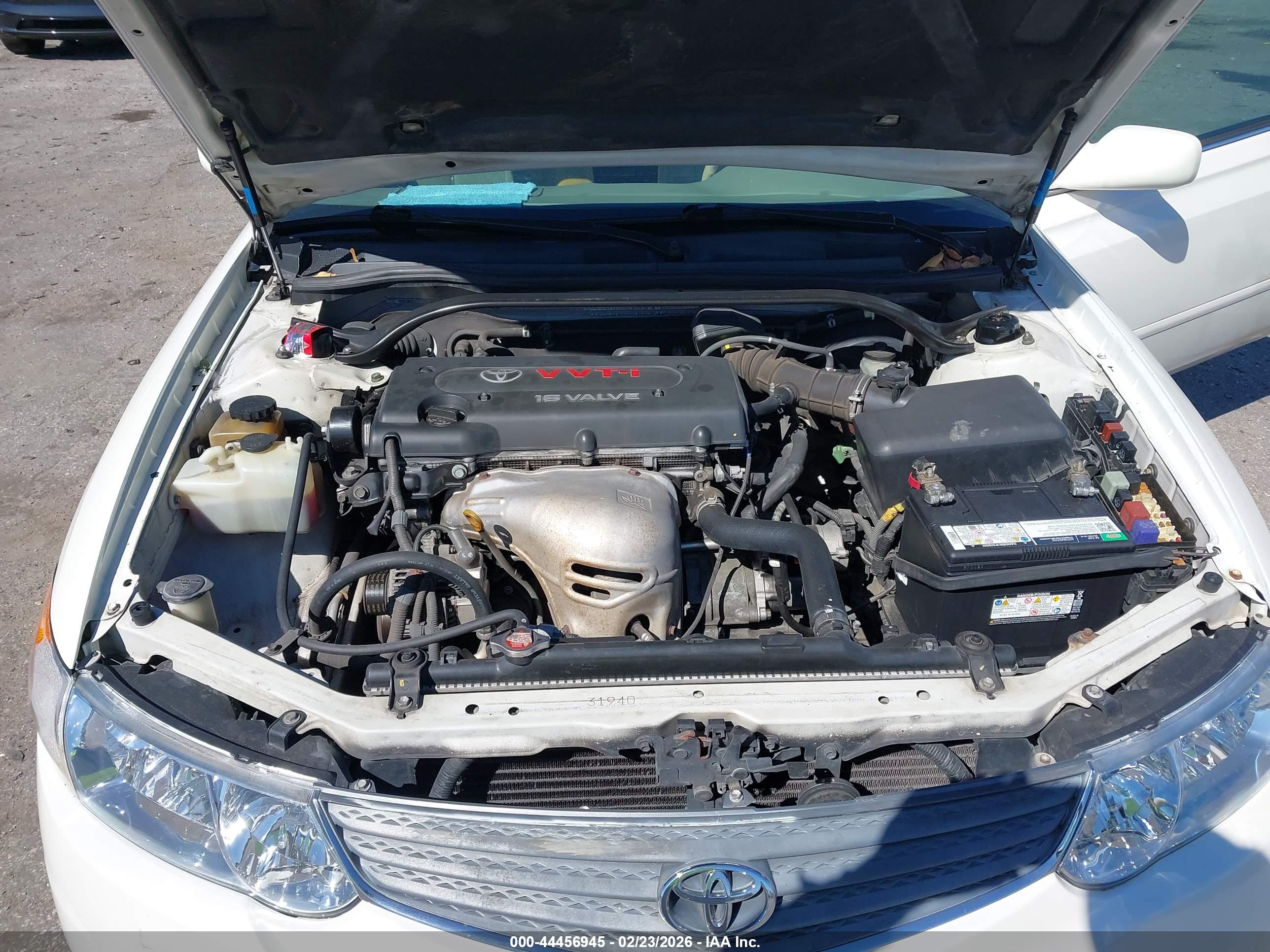 TOYOTA CAMRY image 10