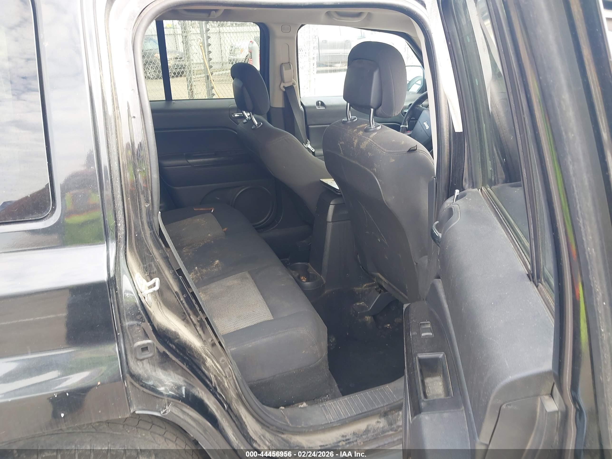 JEEP PATRIOT image 8