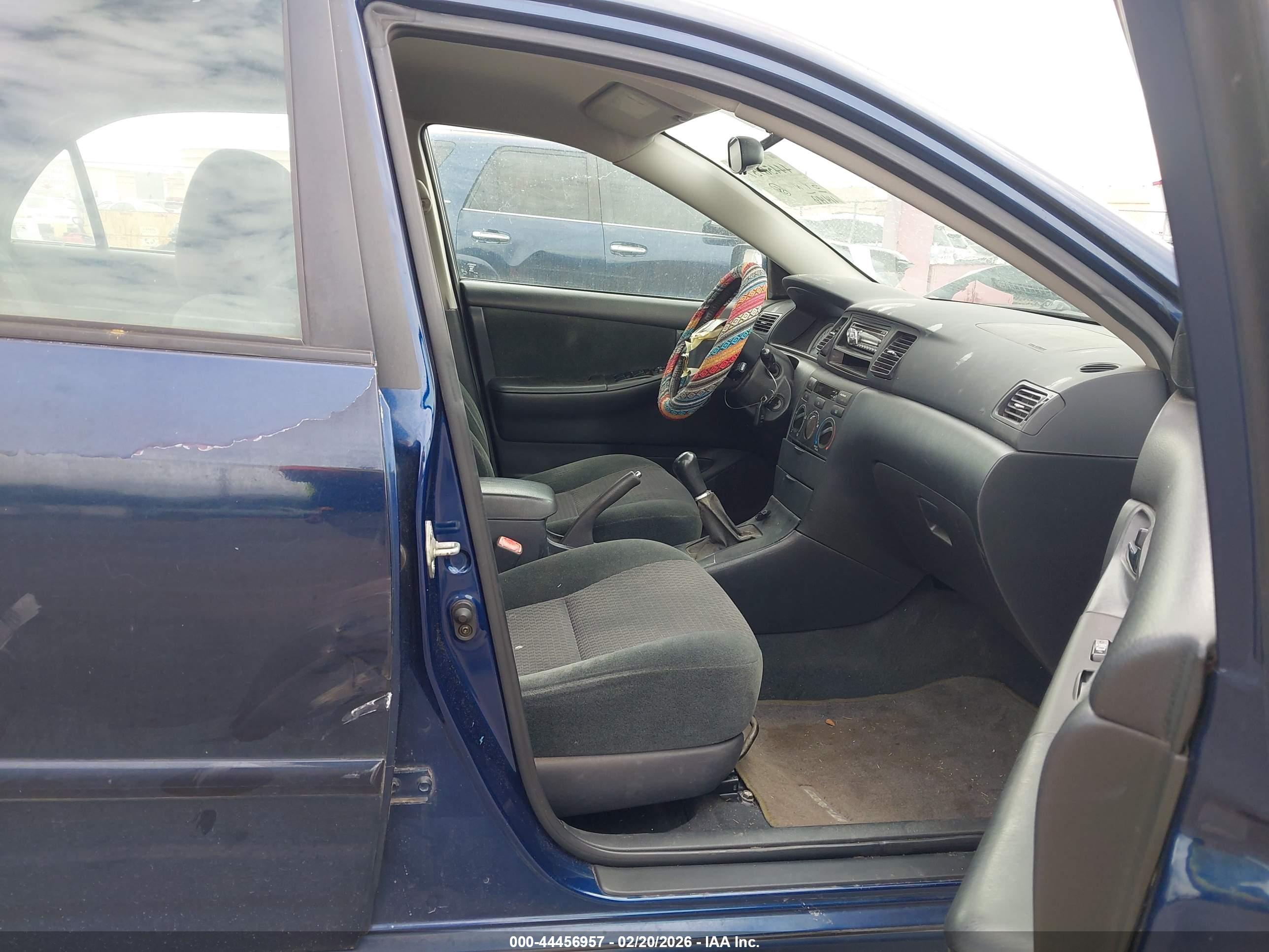 TOYOTA COROLLA image 5