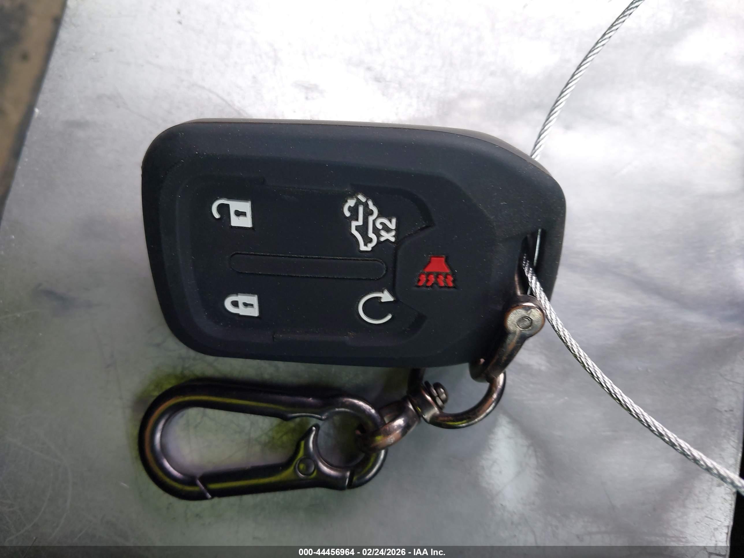 GMC SIERRA image 11