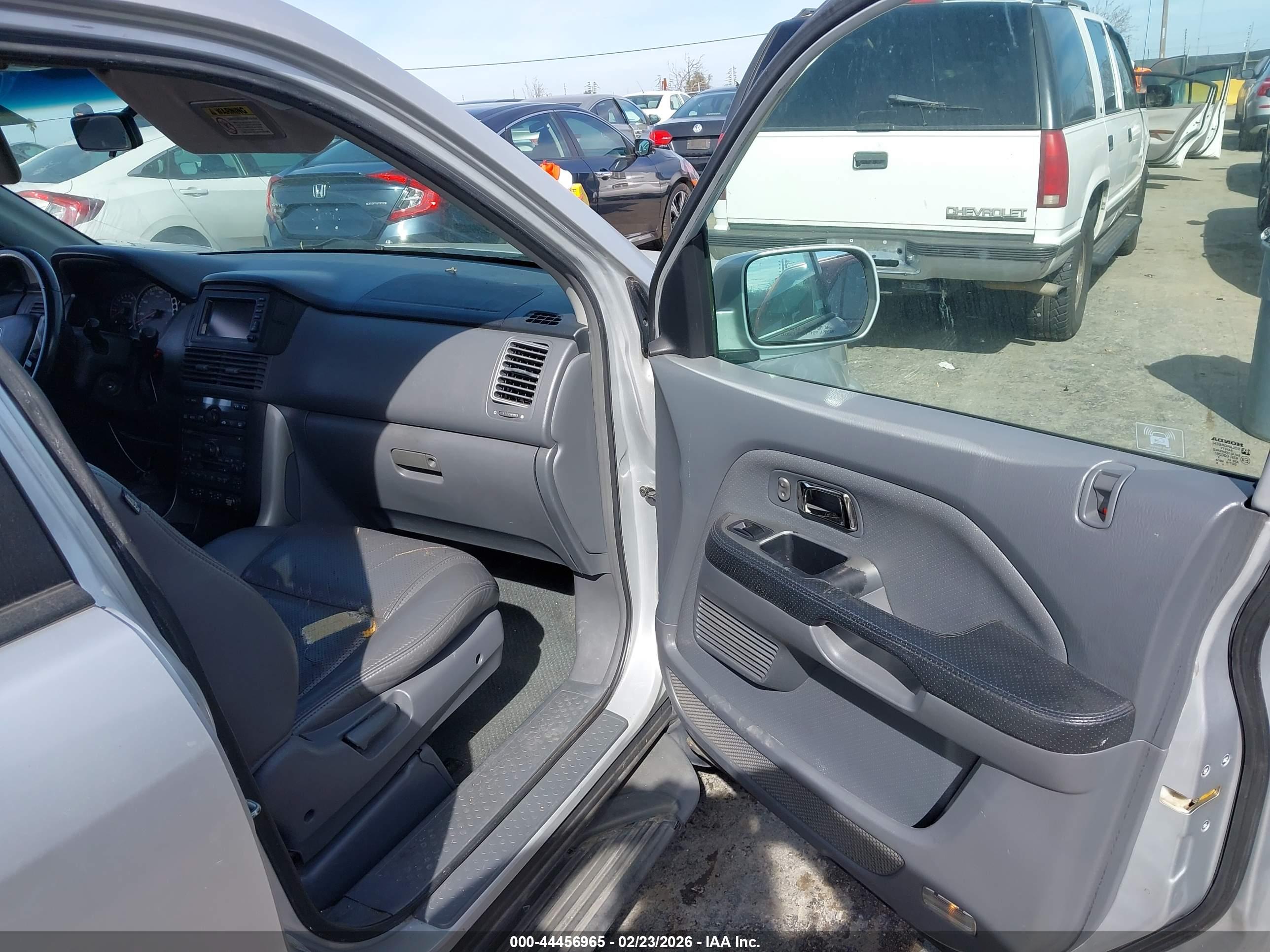 HONDA PILOT image 5