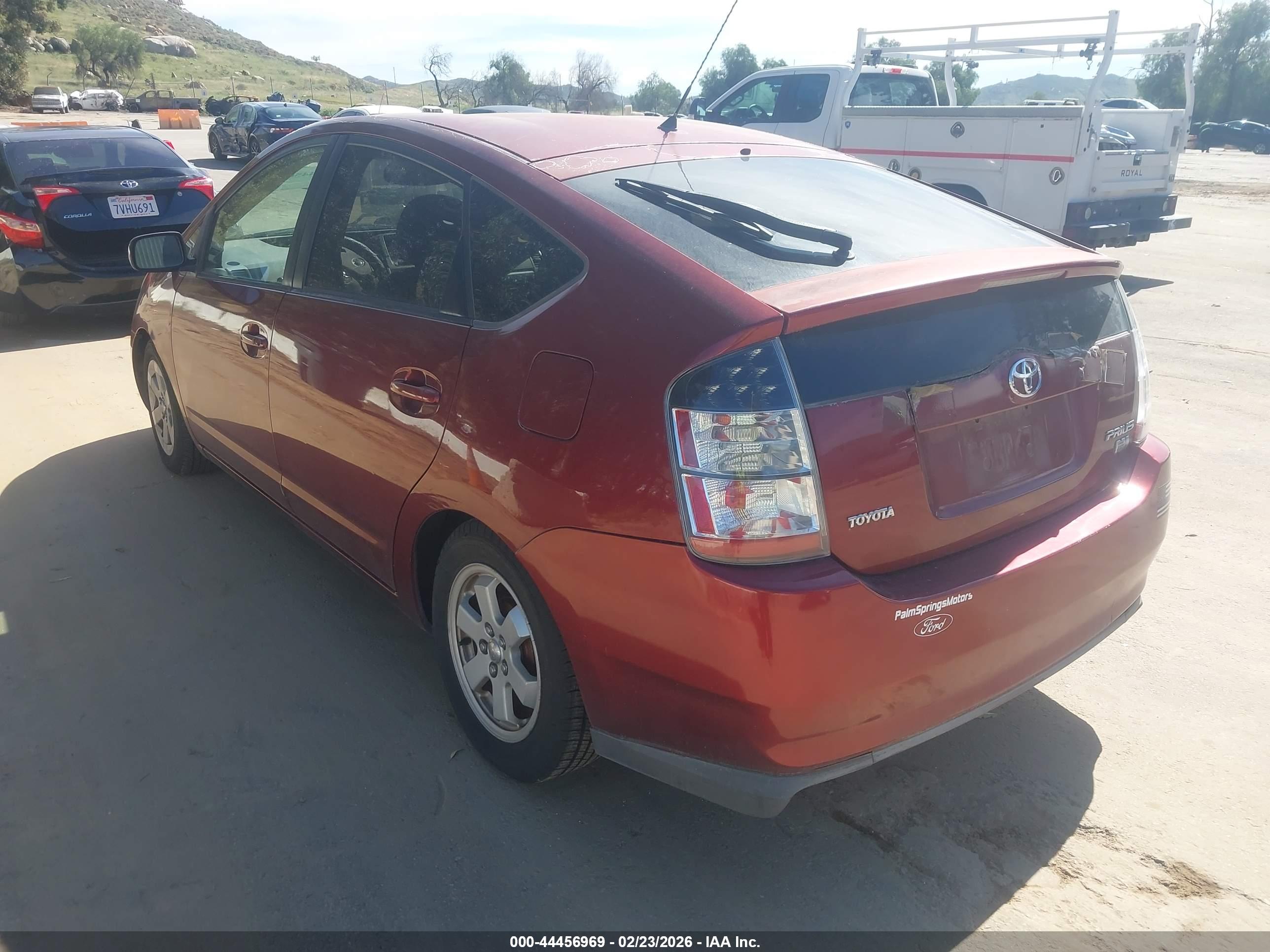 TOYOTA PRIUS image 3