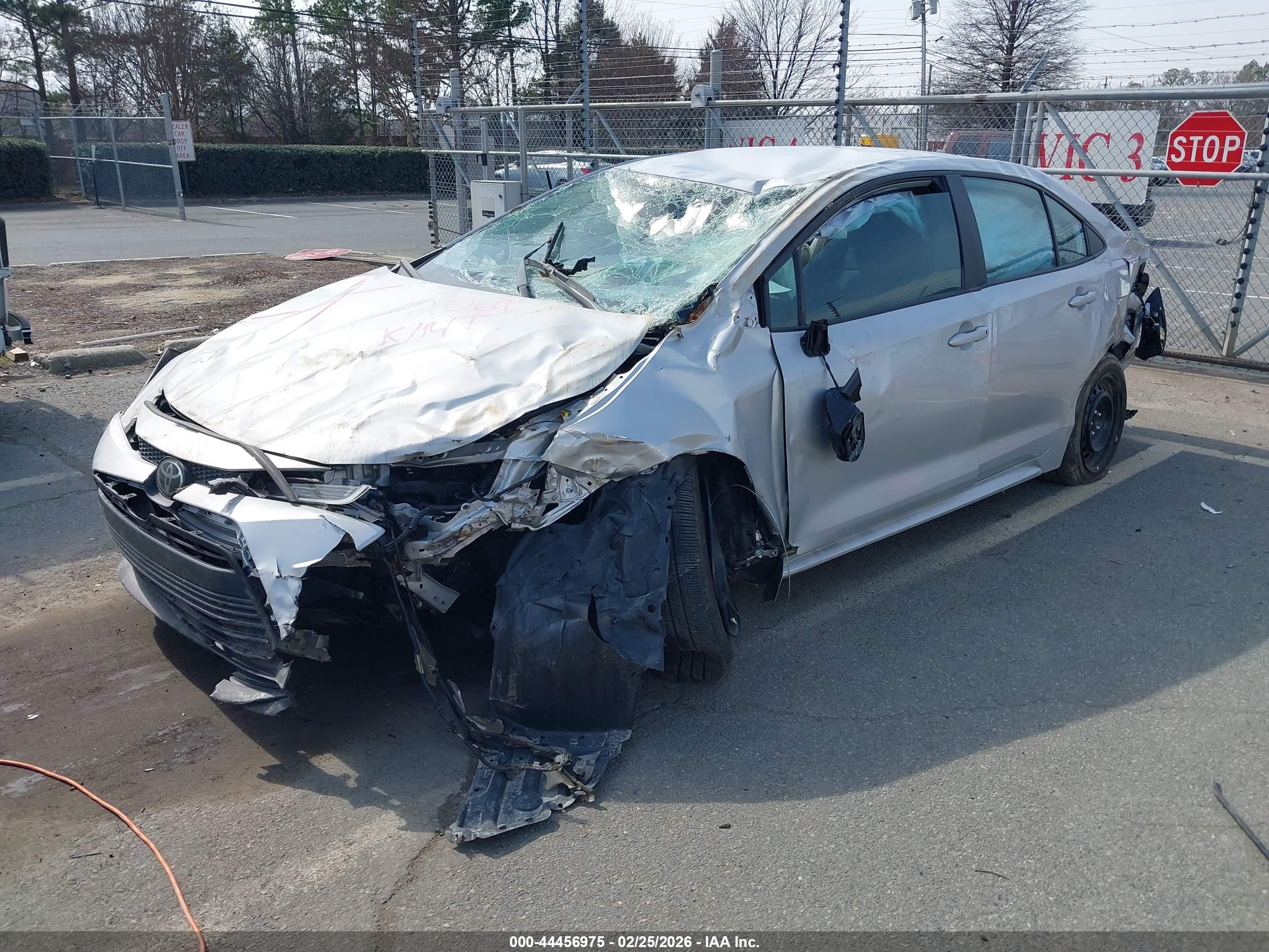 TOYOTA COROLLA image 2
