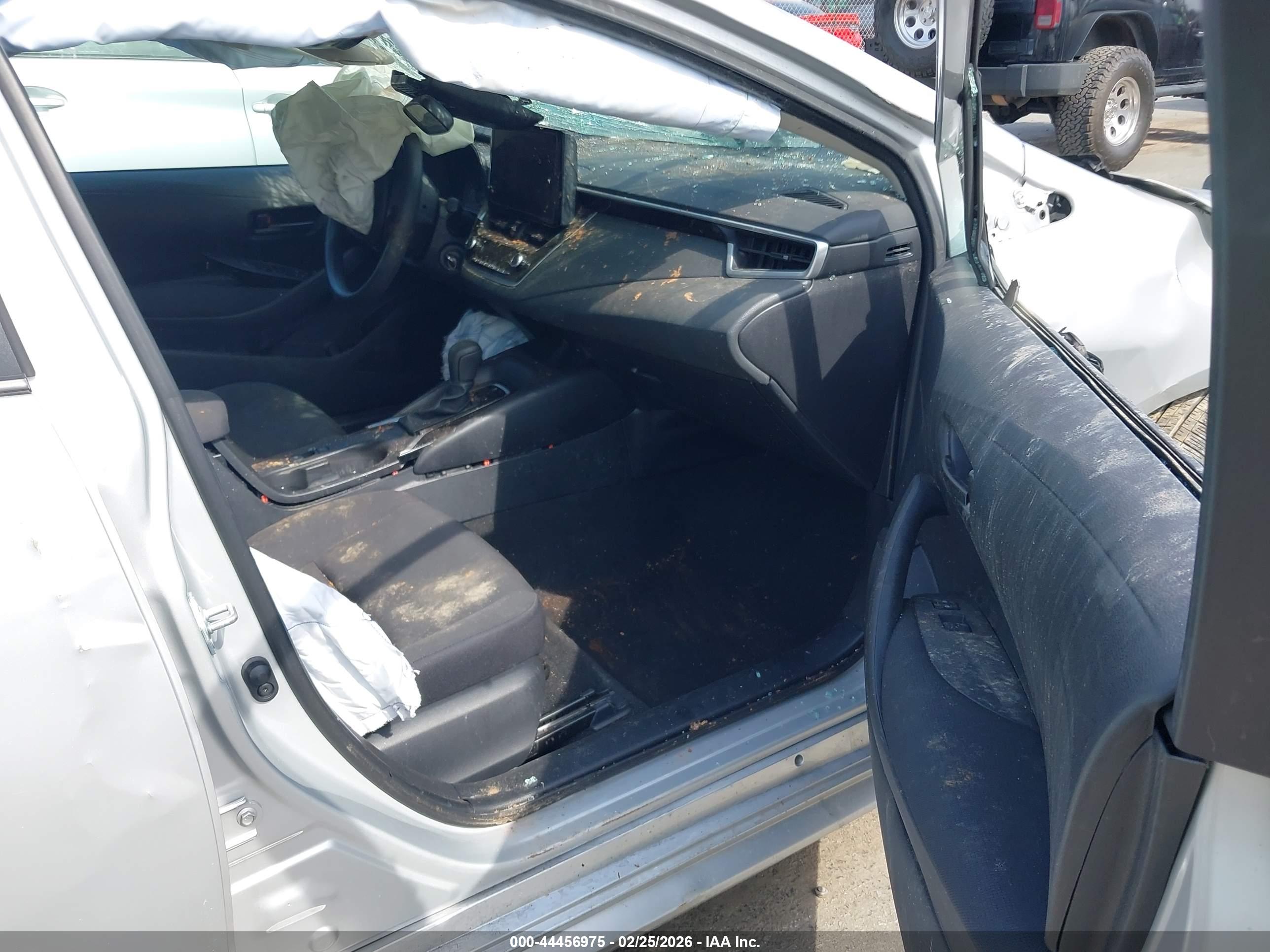 TOYOTA COROLLA image 5
