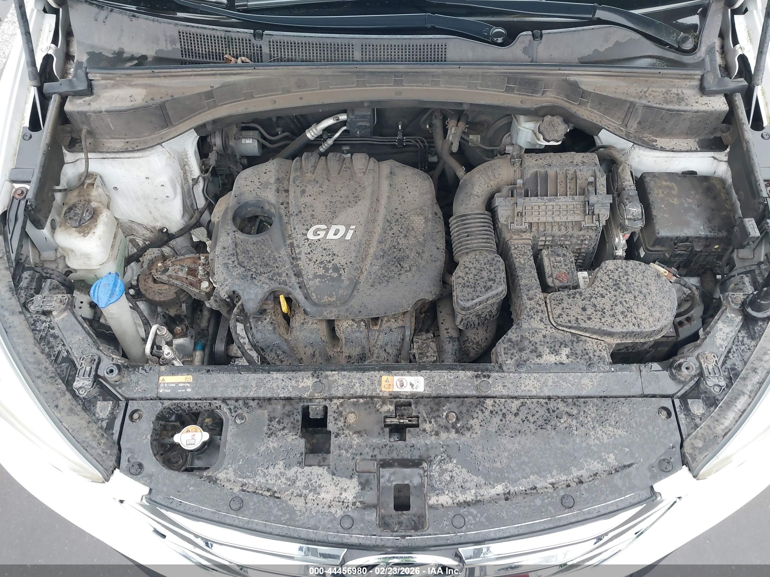 HYUNDAI SANTA image 10