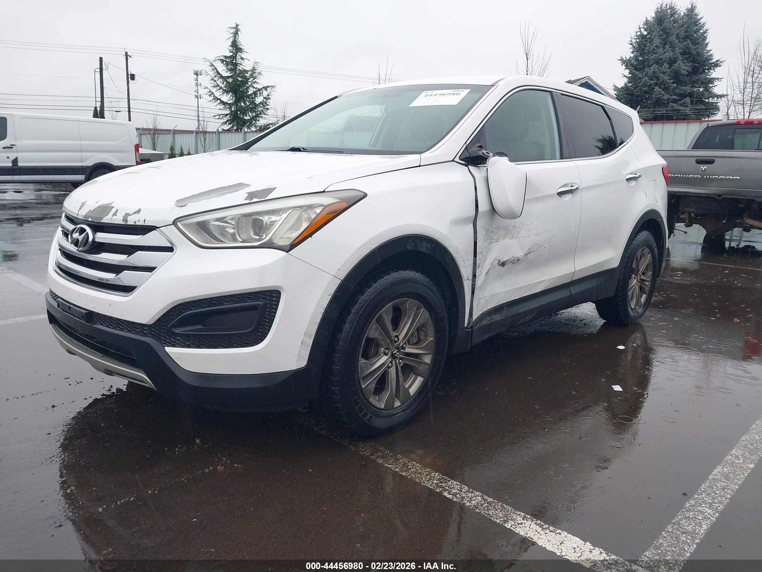 HYUNDAI SANTA image 2