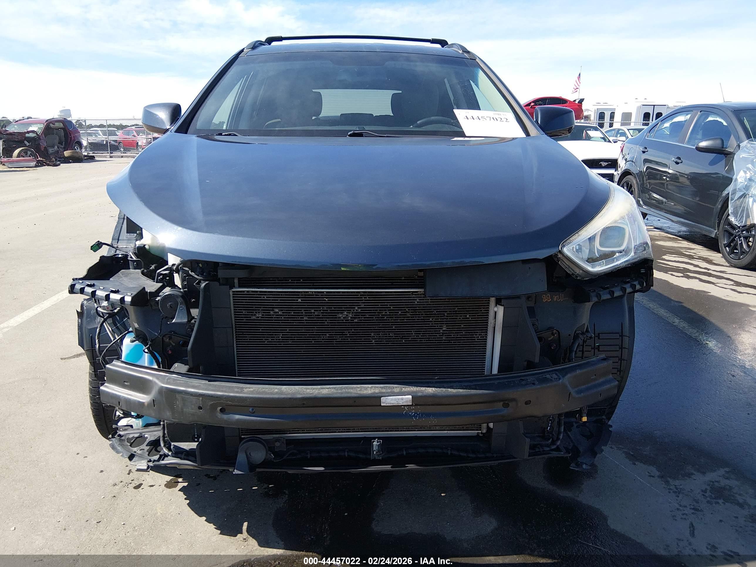 HYUNDAI SANTA image 6