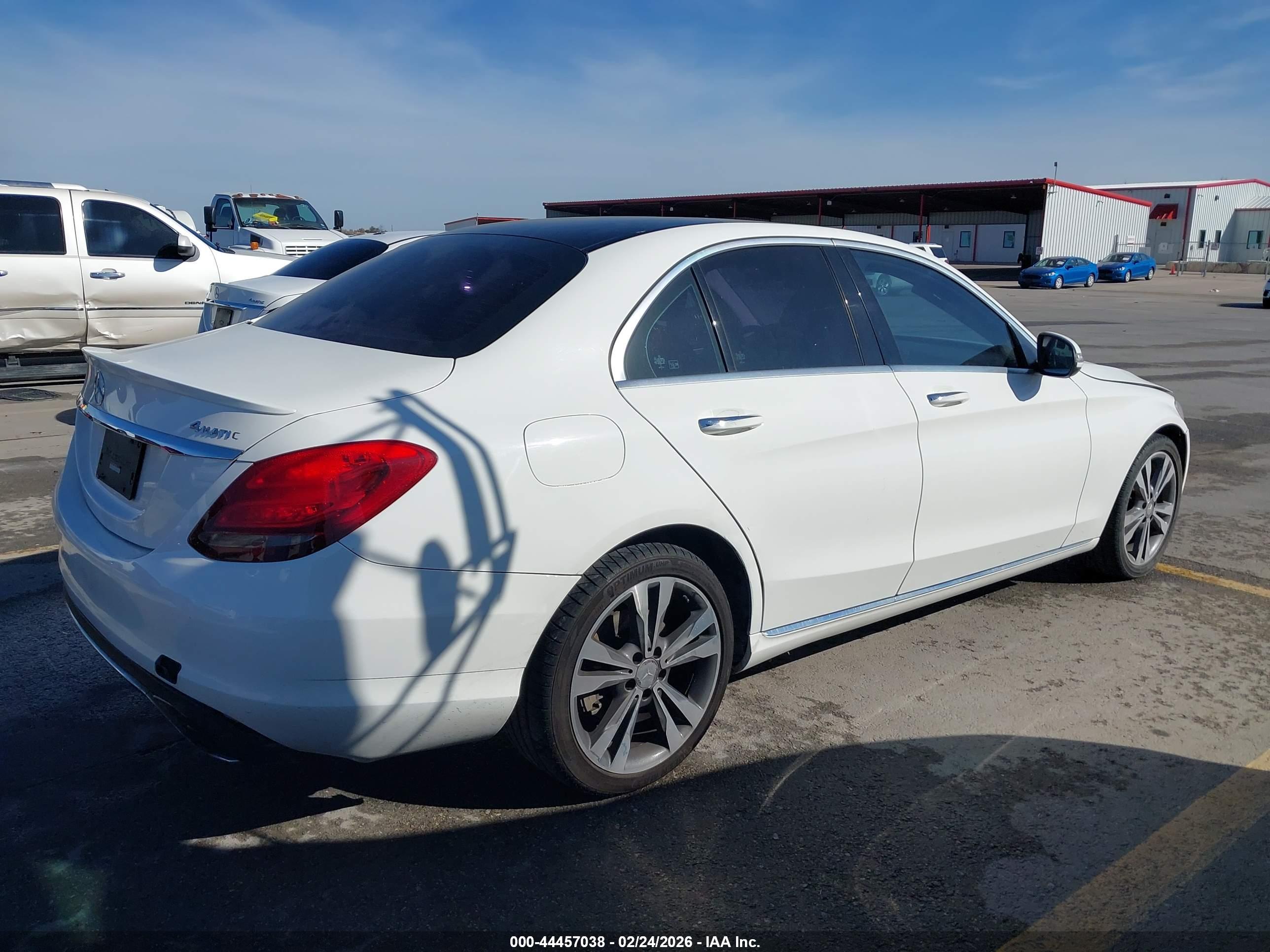 MERCEDES-BENZ C image 4