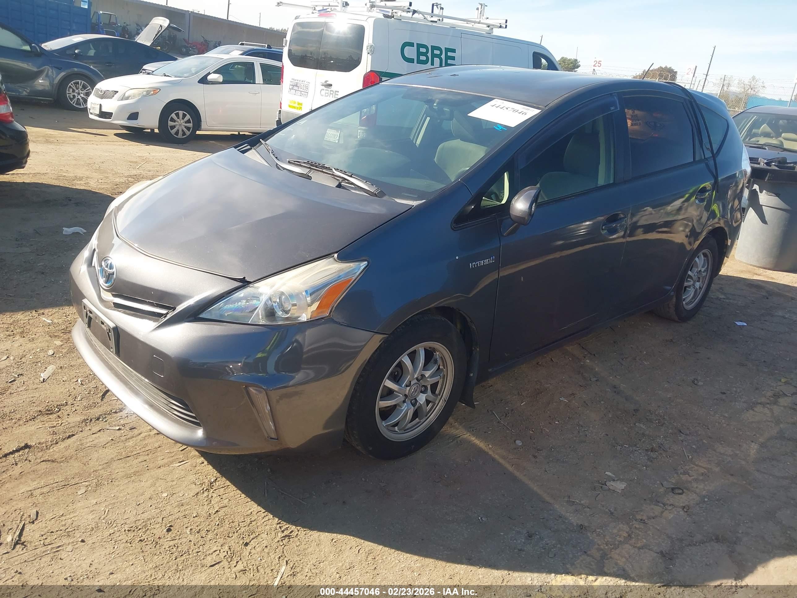TOYOTA PRIUS image 2