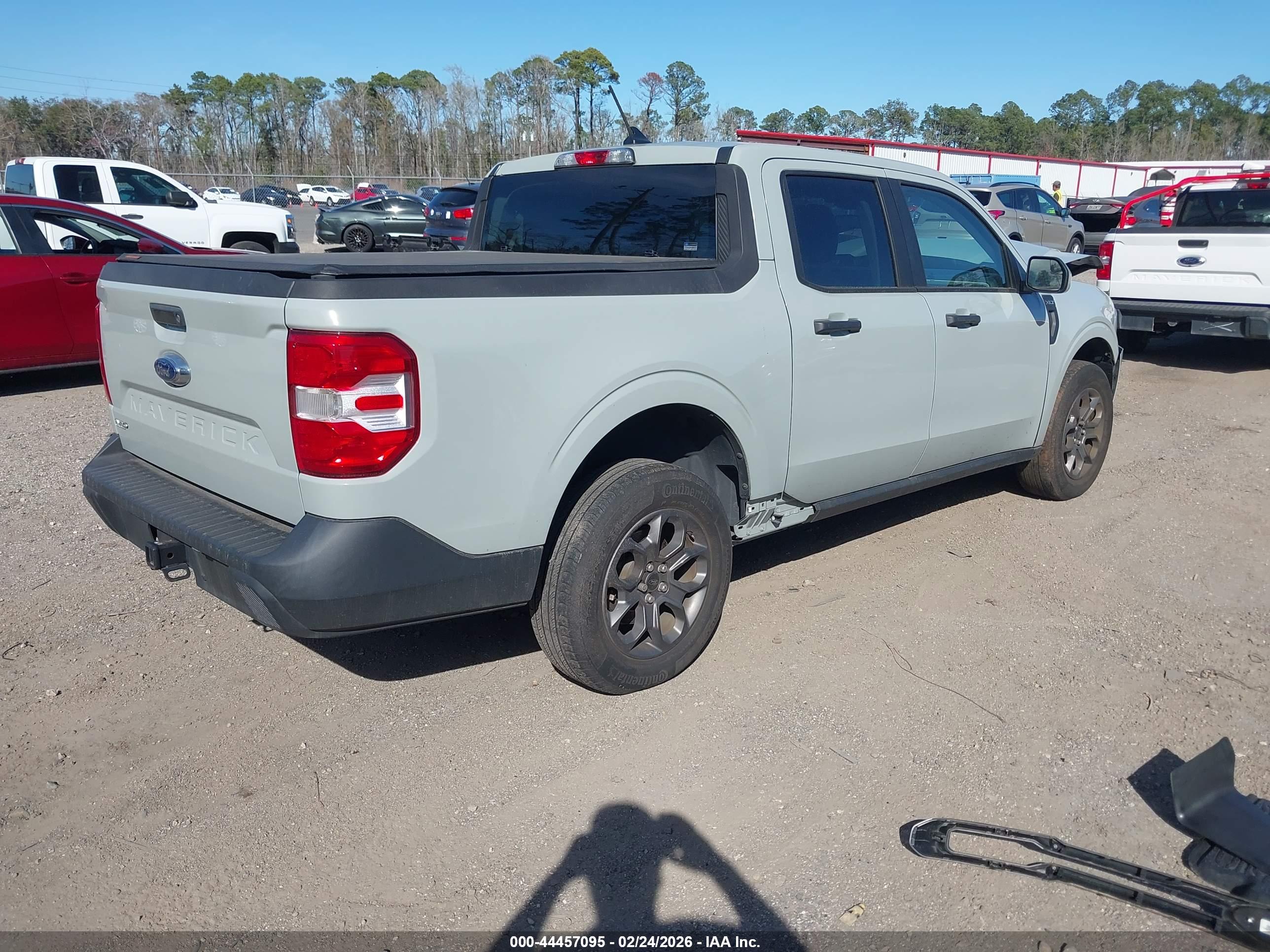 FORD MAVERICK image 4