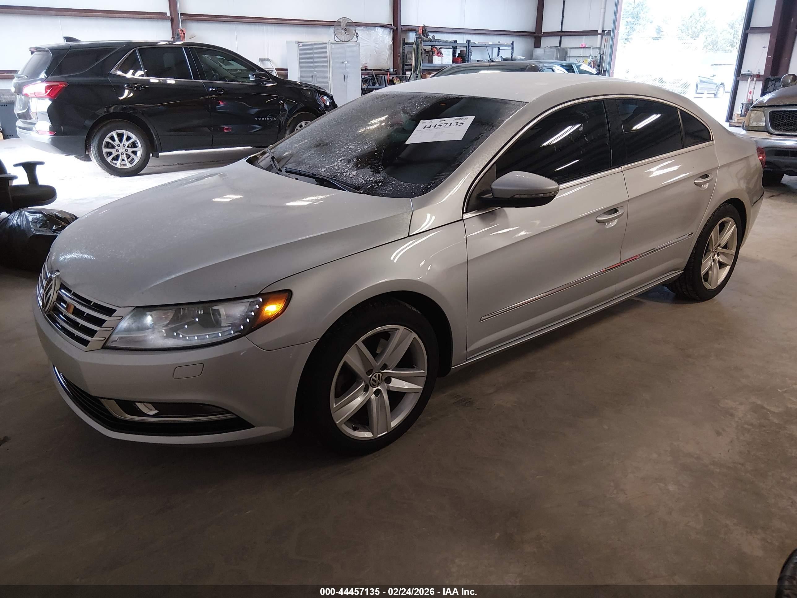 VOLKSWAGEN CC image 2