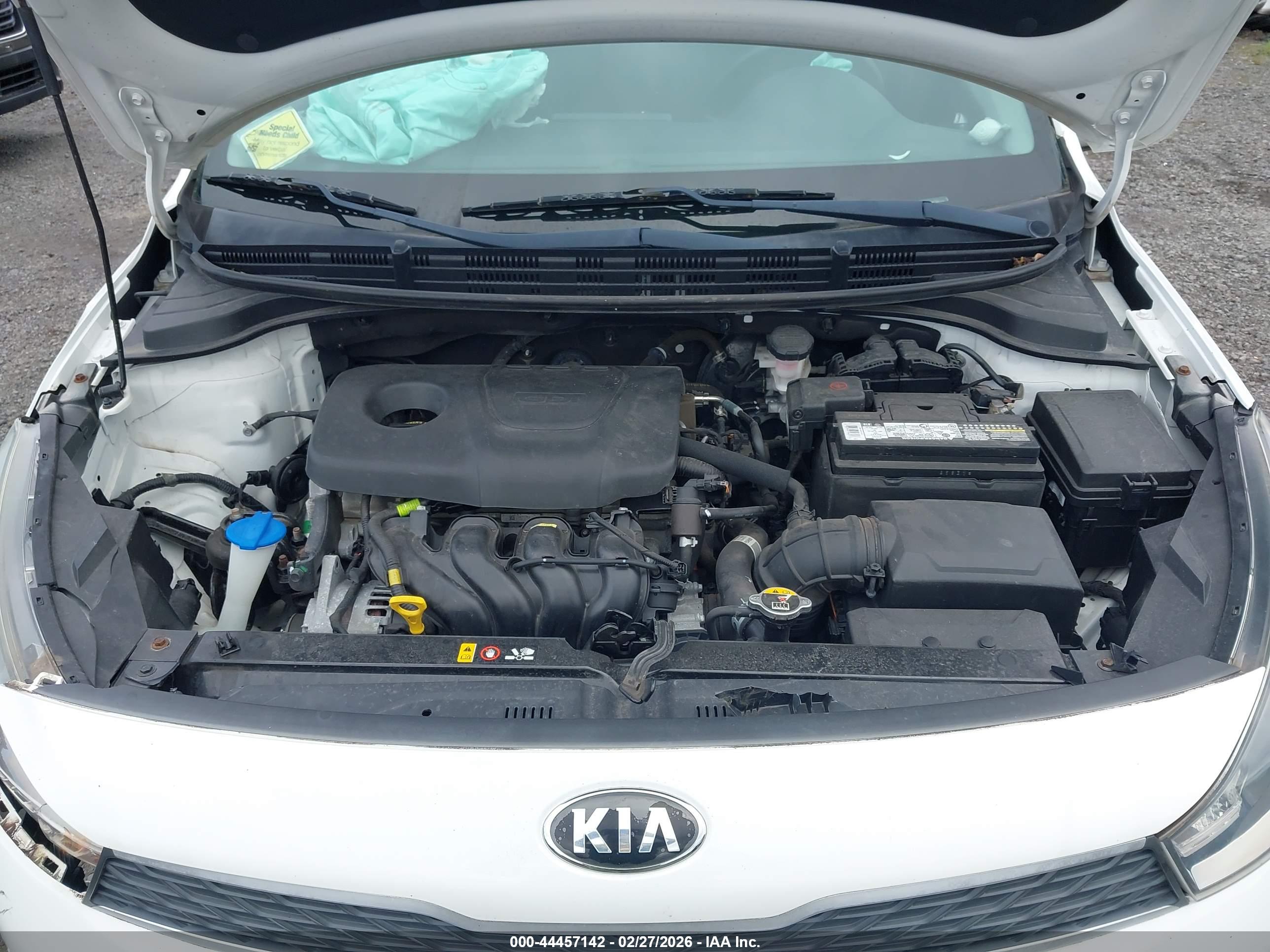 KIA RIO image 10