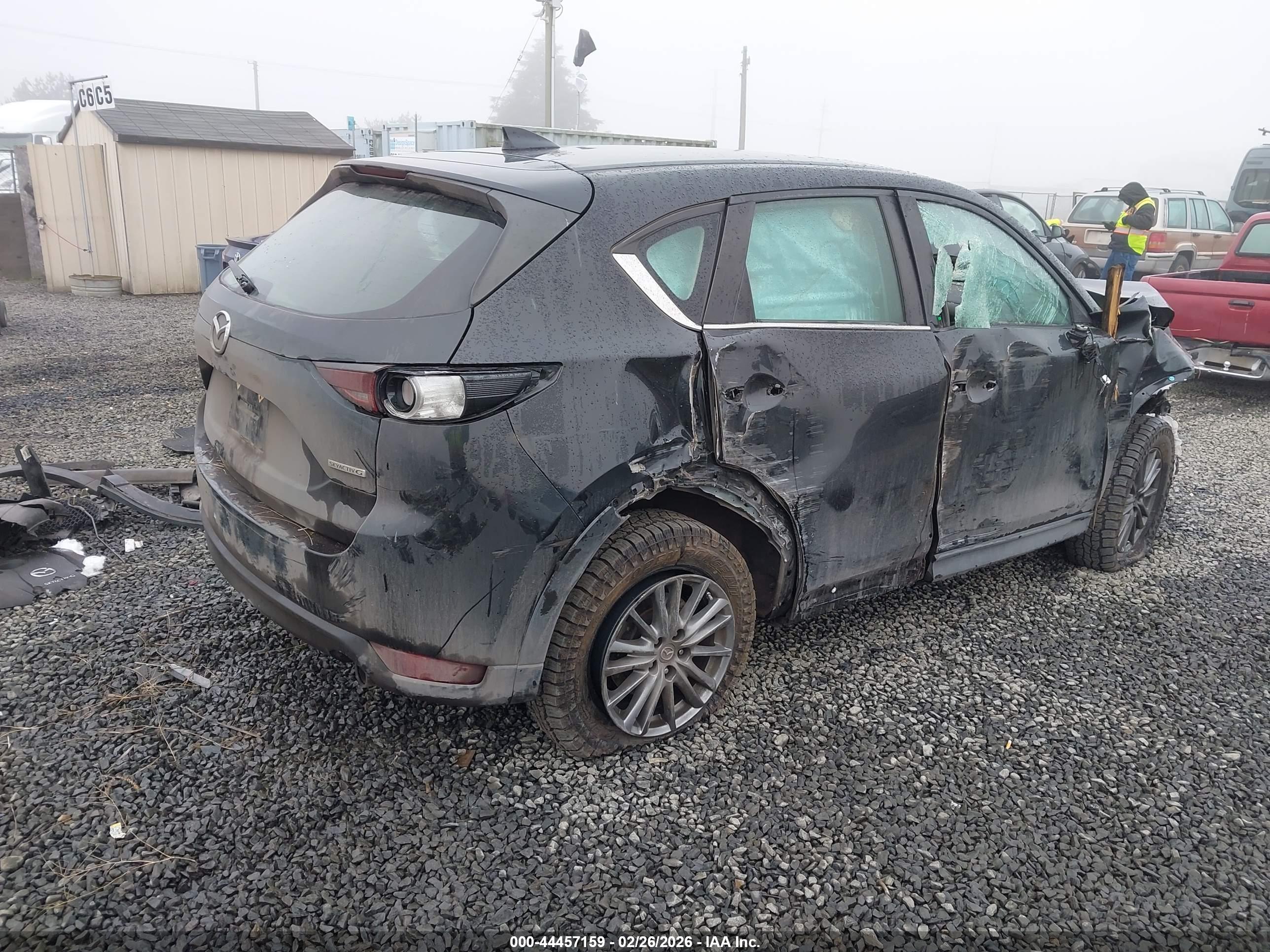 MAZDA CX-5 image 4