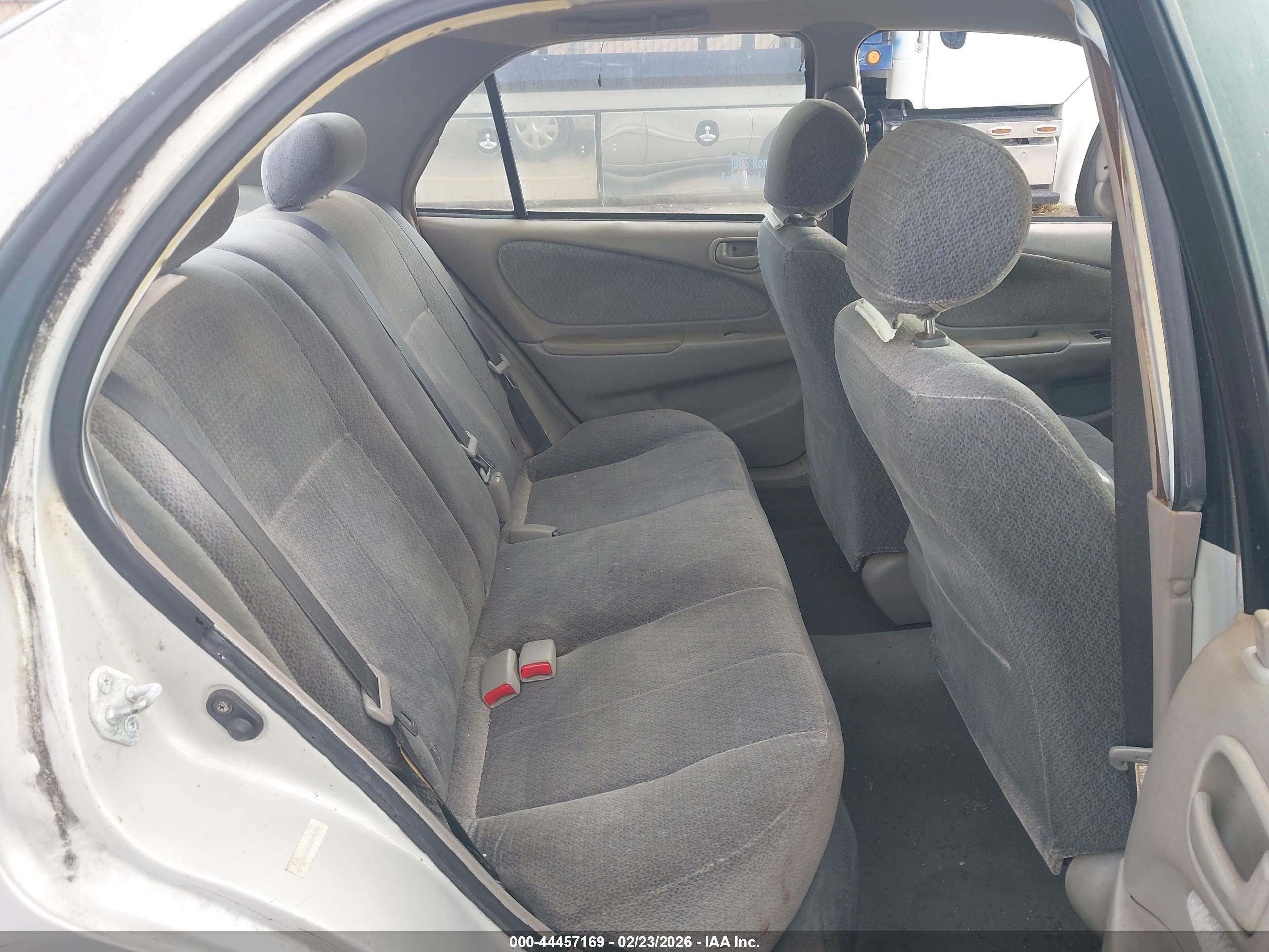 TOYOTA COROLLA image 8