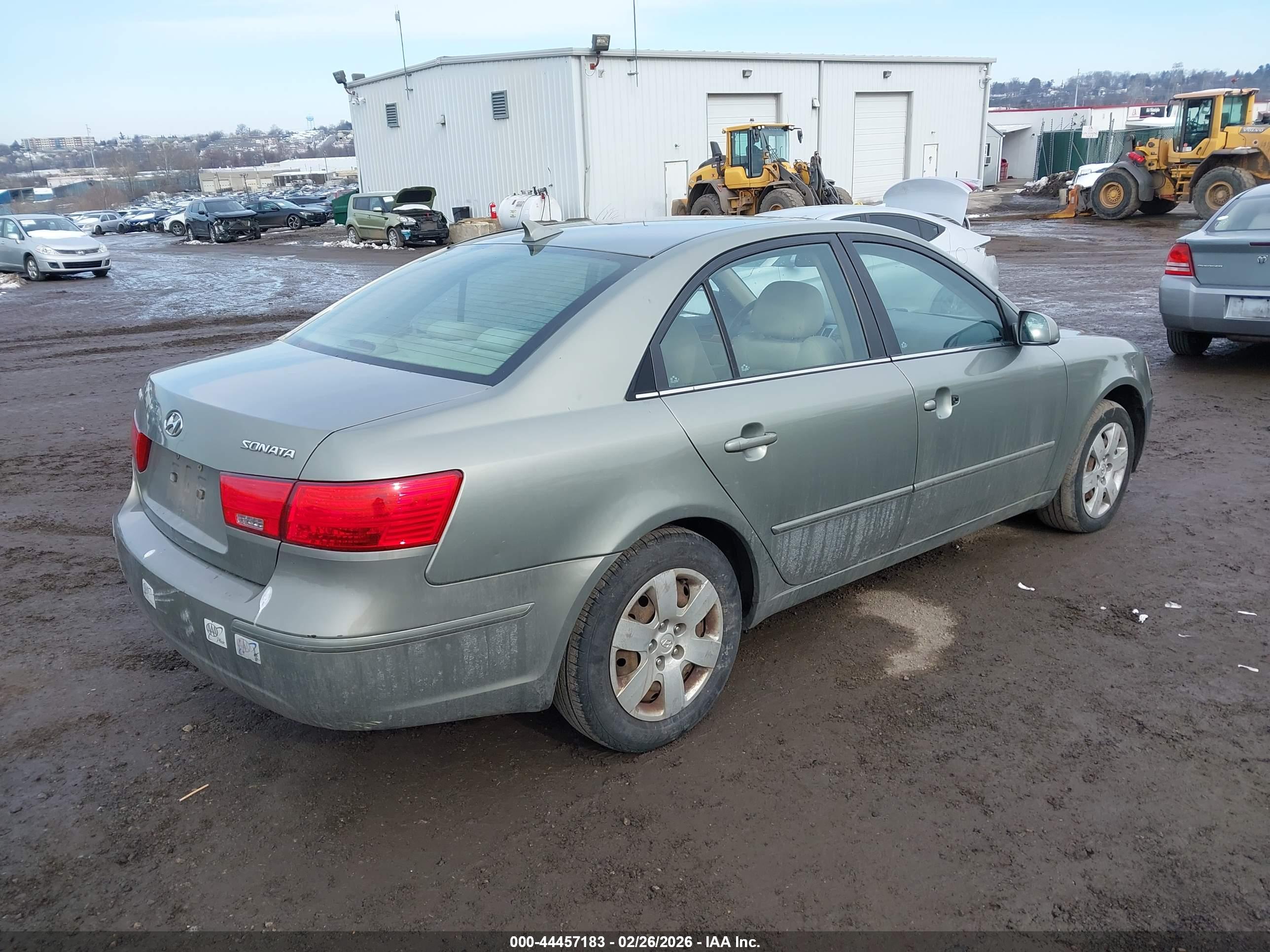 HYUNDAI SONATA image 4