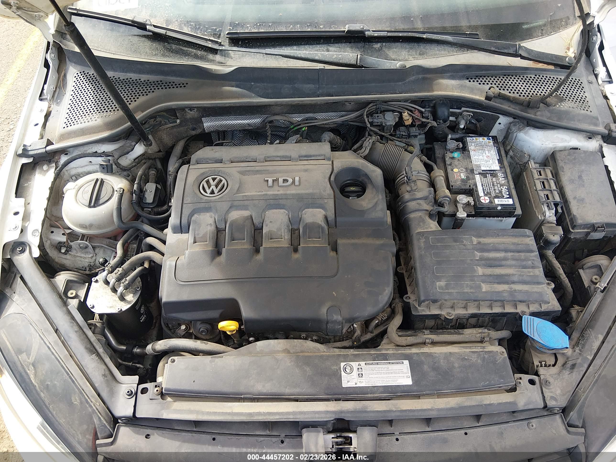 VOLKSWAGEN GOLF image 10