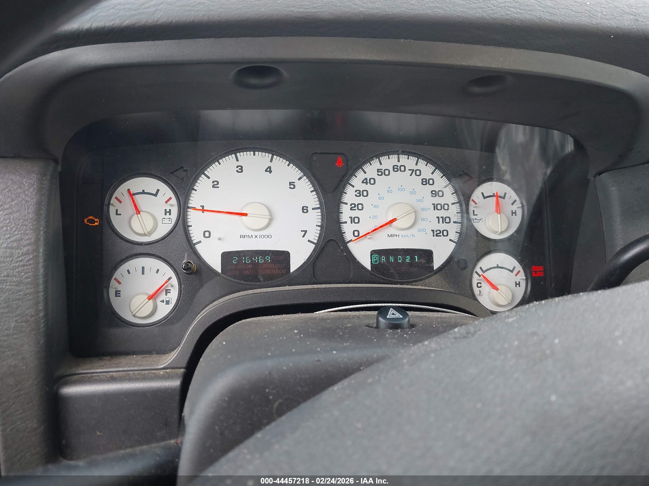 DODGE RAM image 7