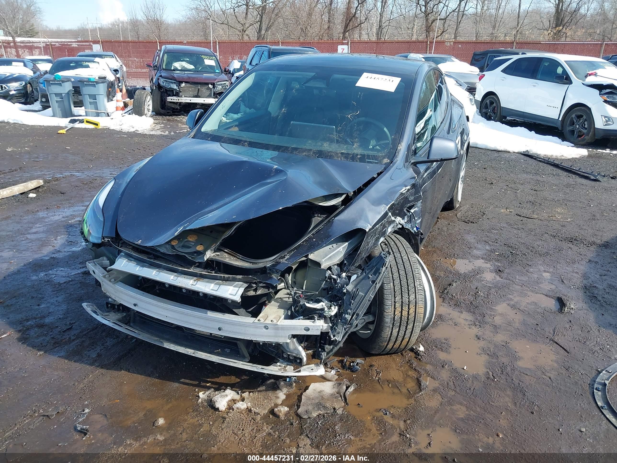 TESLA MODEL image 6
