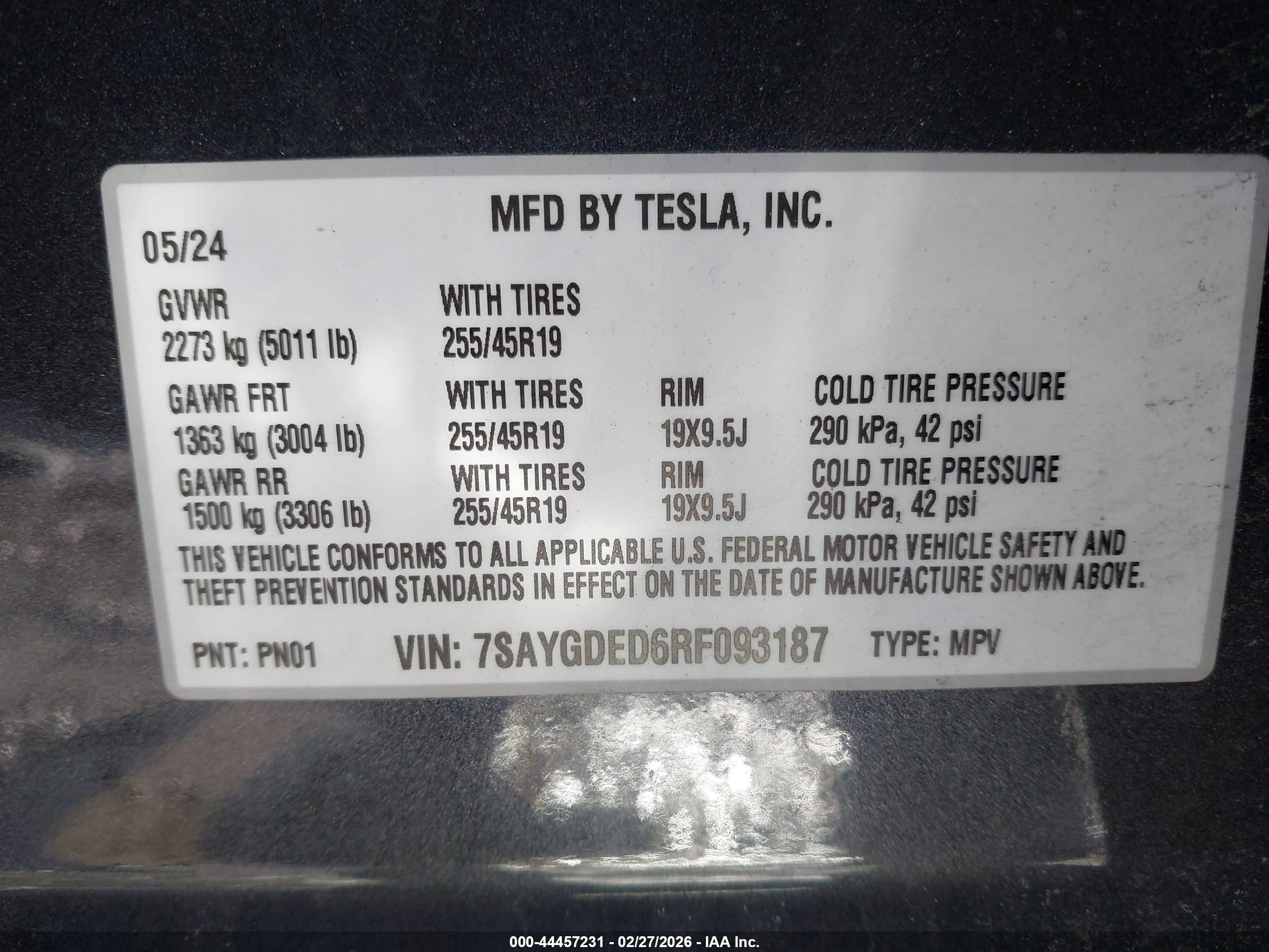 TESLA MODEL image 9