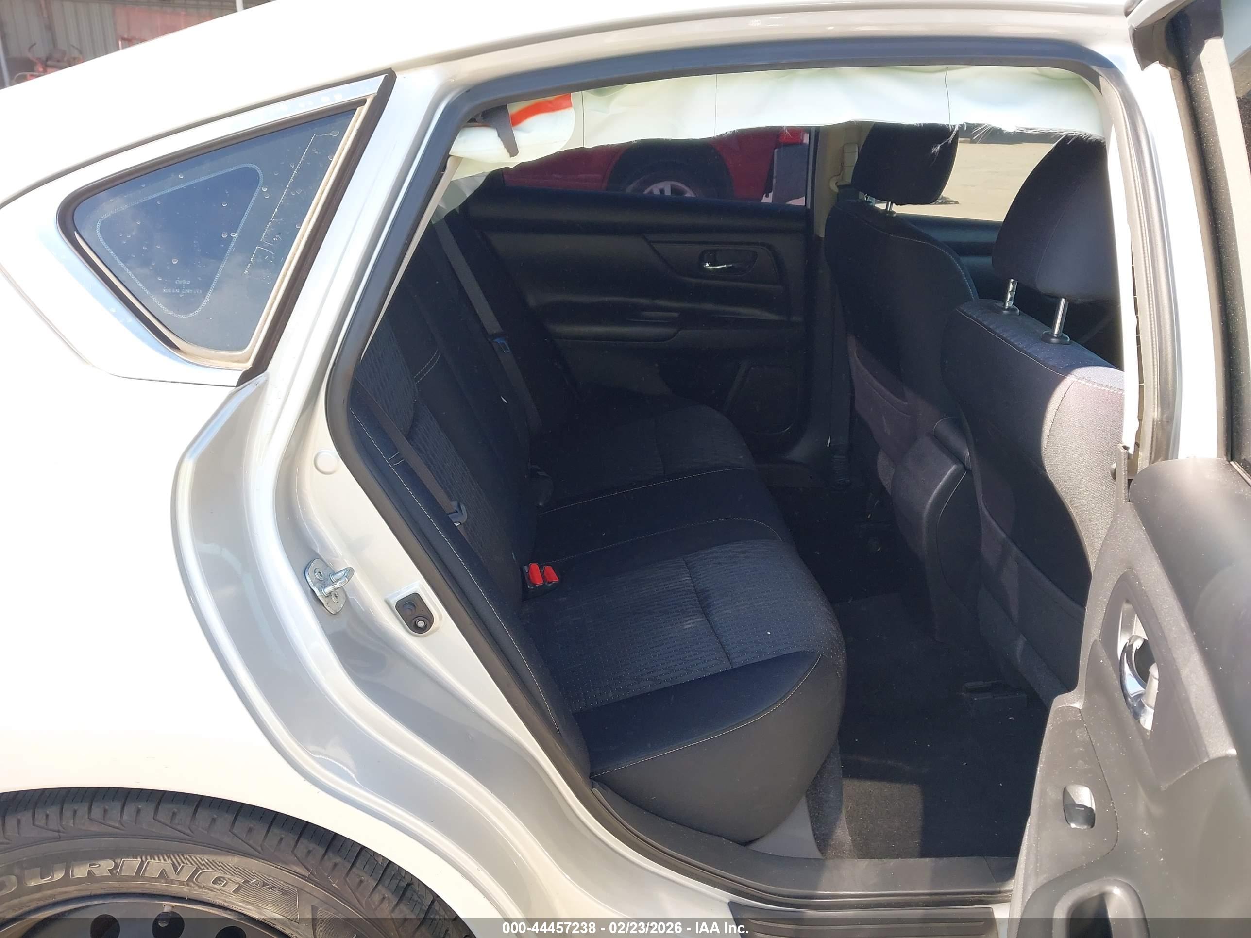 NISSAN ALTIMA image 8