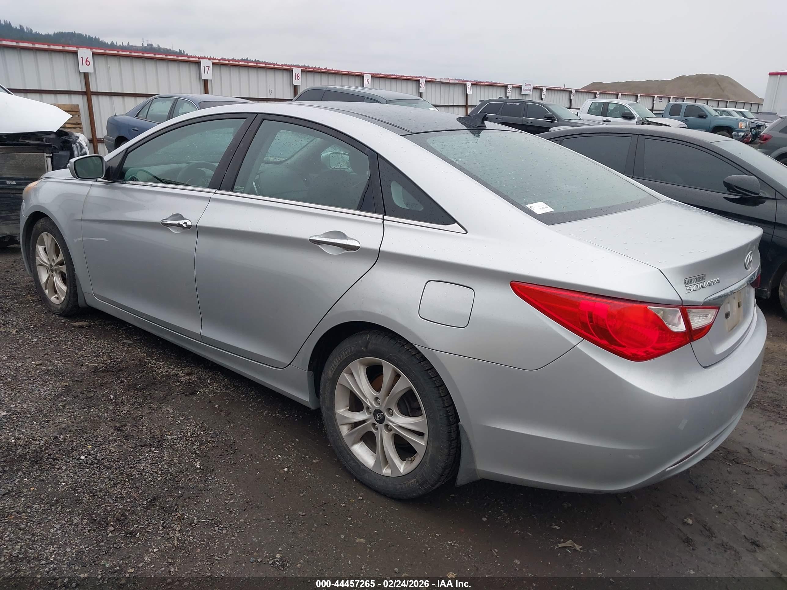 HYUNDAI SONATA image 3