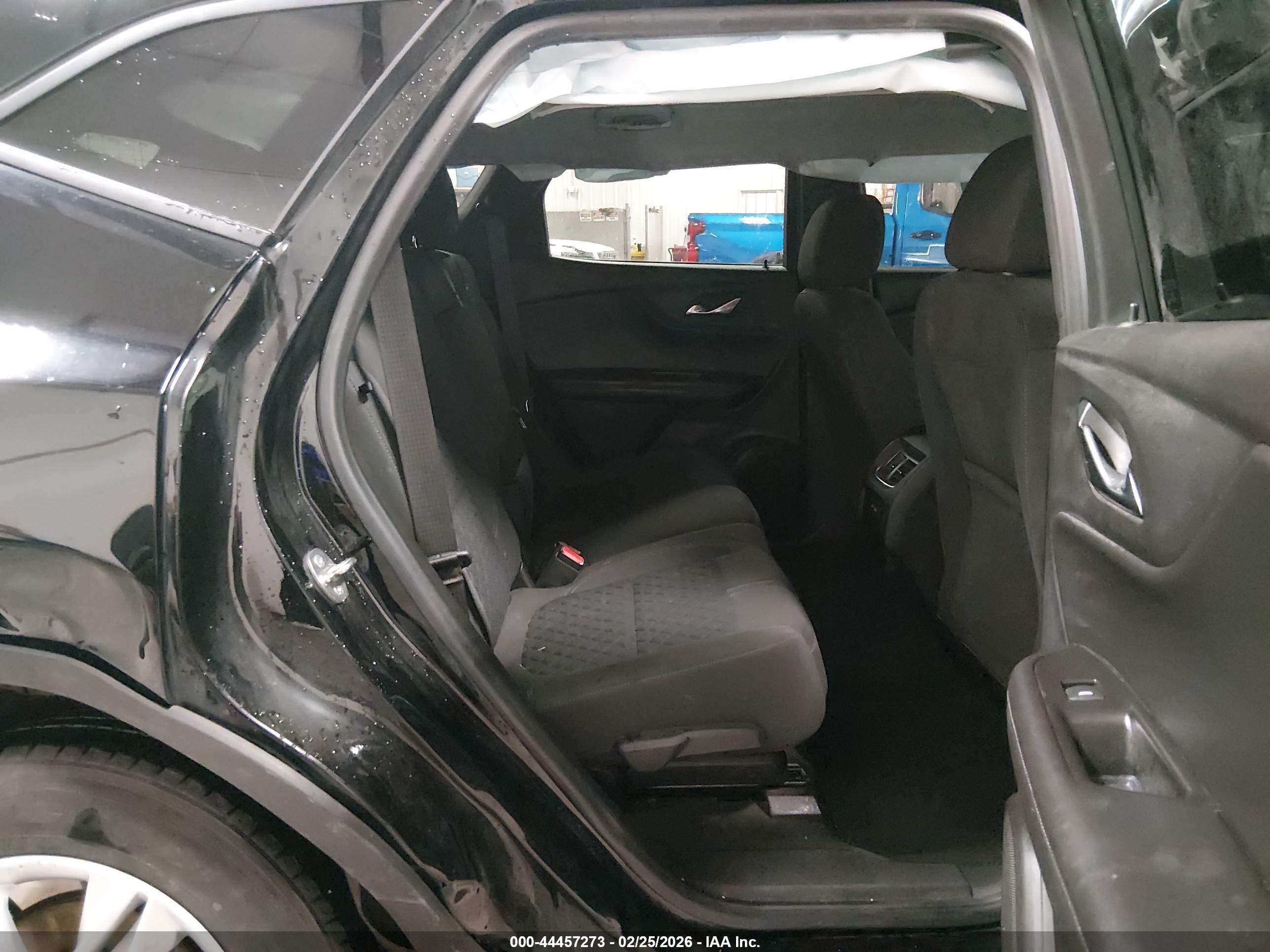 CHEVROLET BLAZER image 8