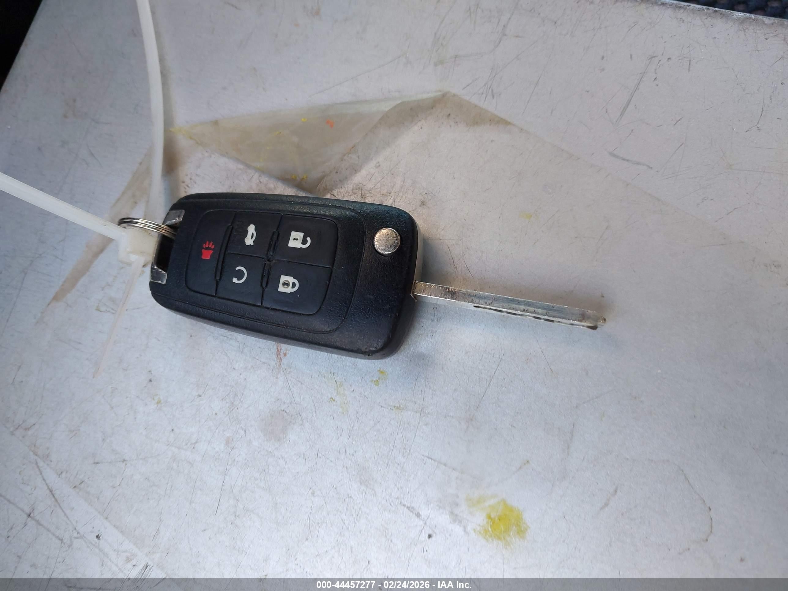 CHEVROLET EQUINOX image 11