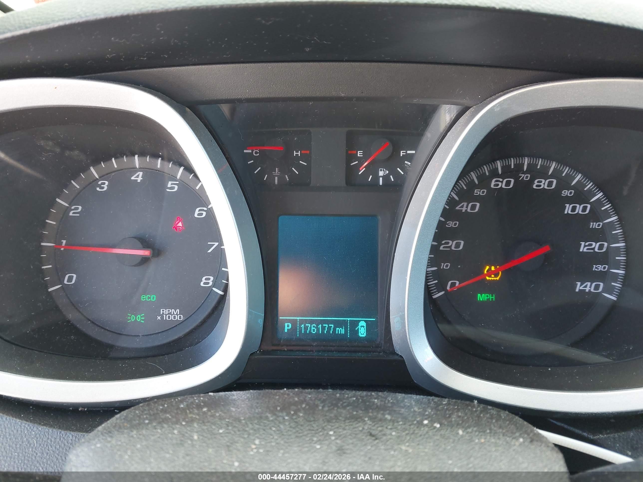 CHEVROLET EQUINOX image 7