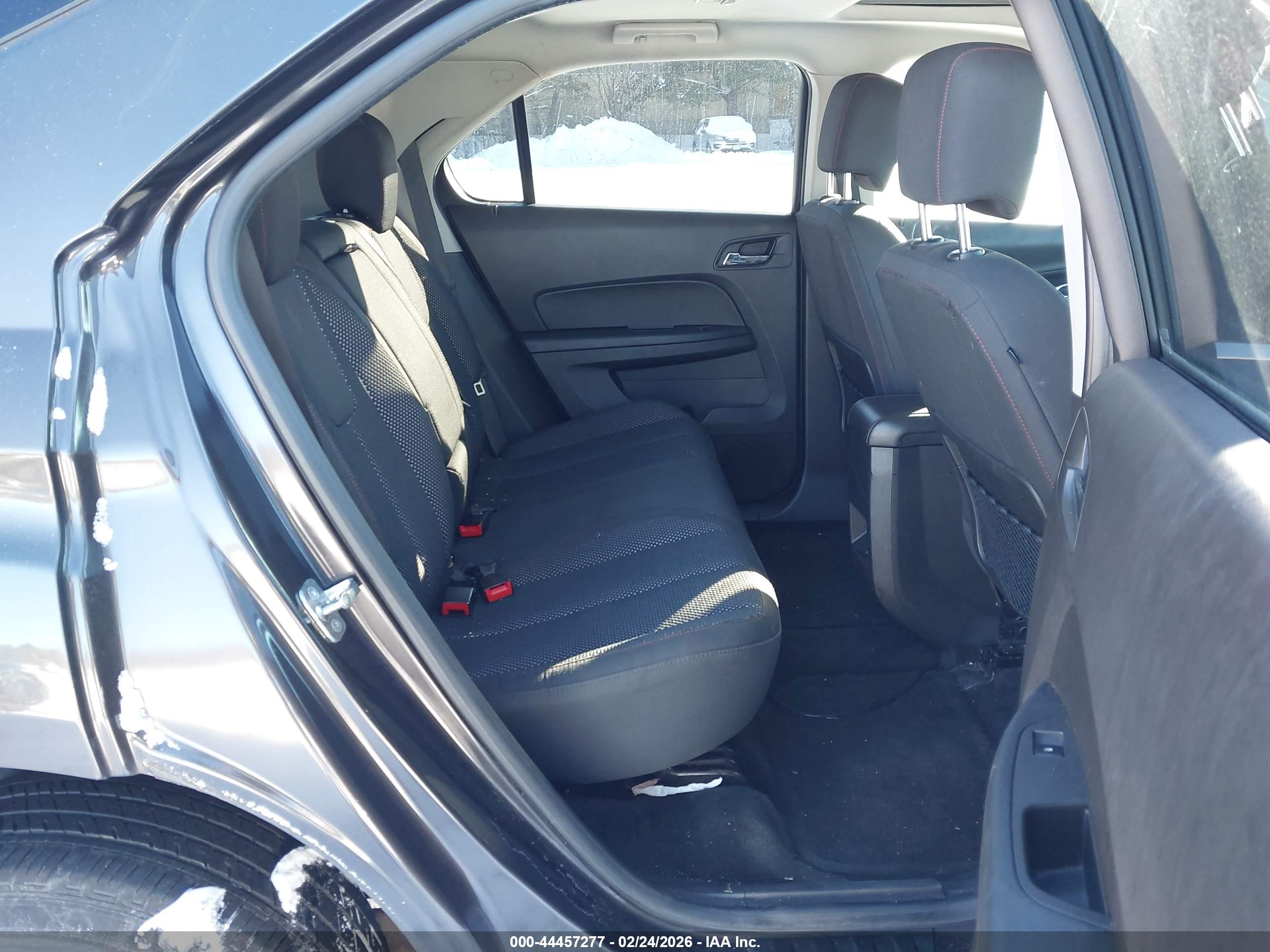 CHEVROLET EQUINOX image 8