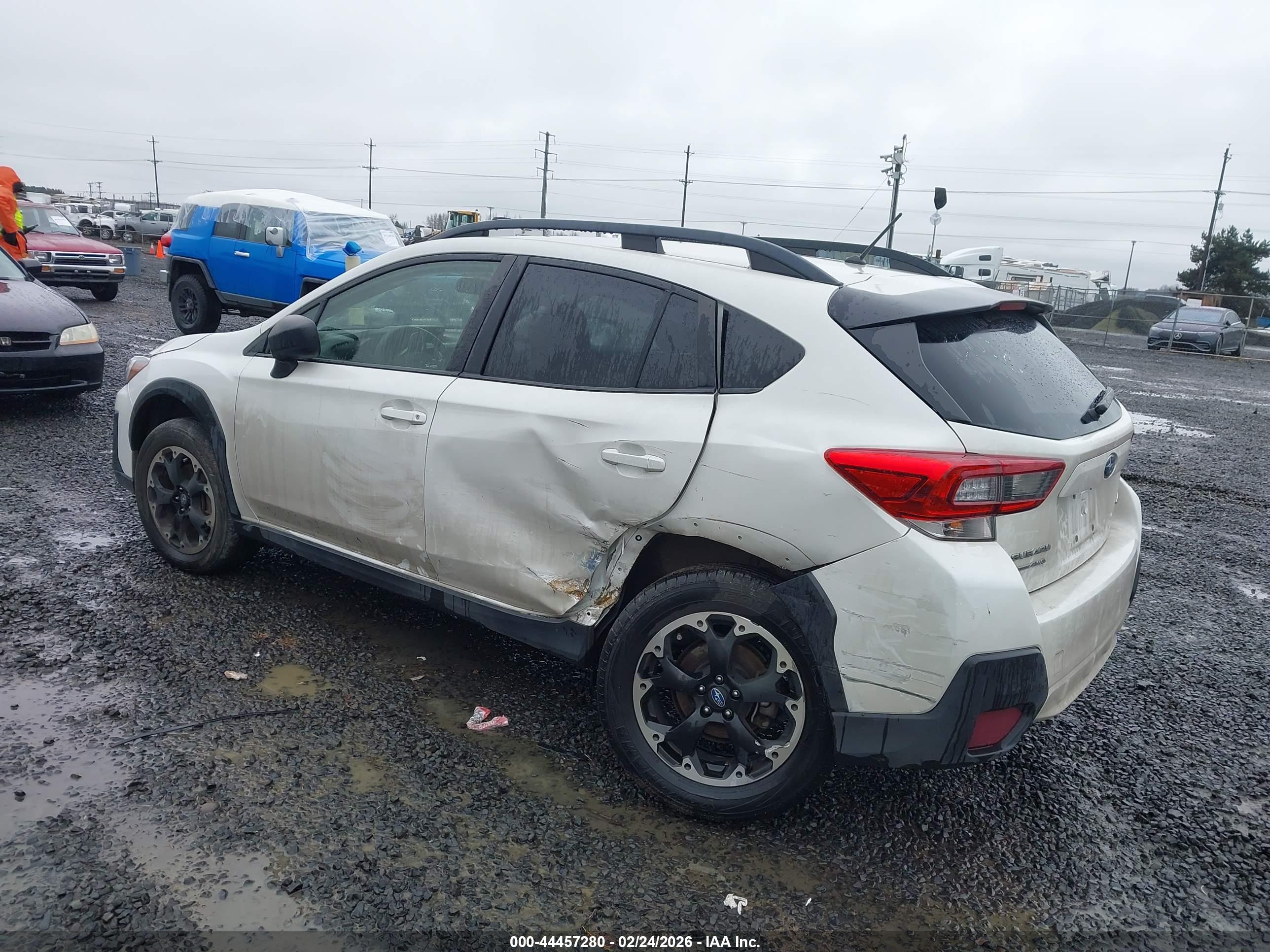 SUBARU CROSSTREK image 3