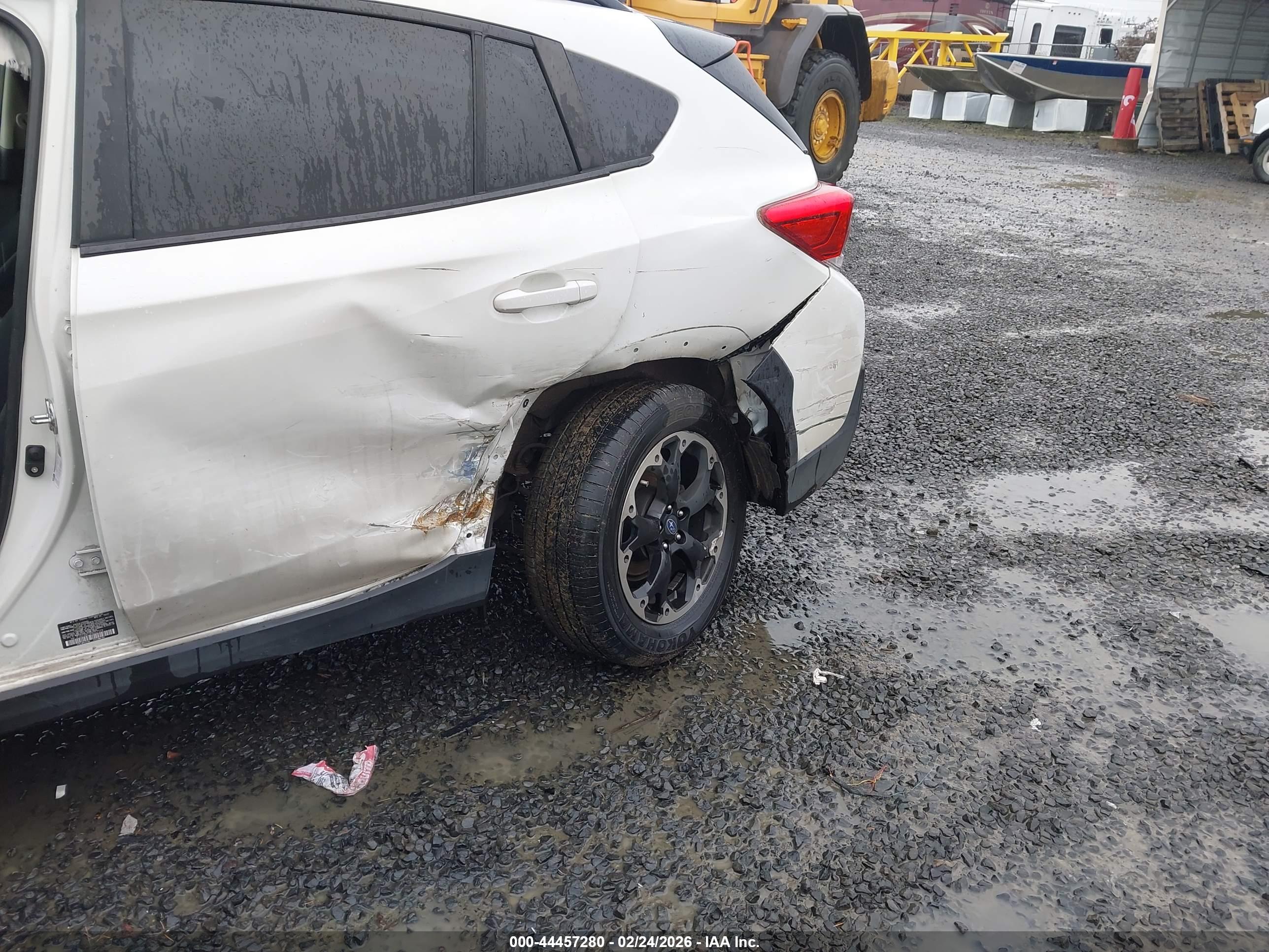 SUBARU CROSSTREK image 6