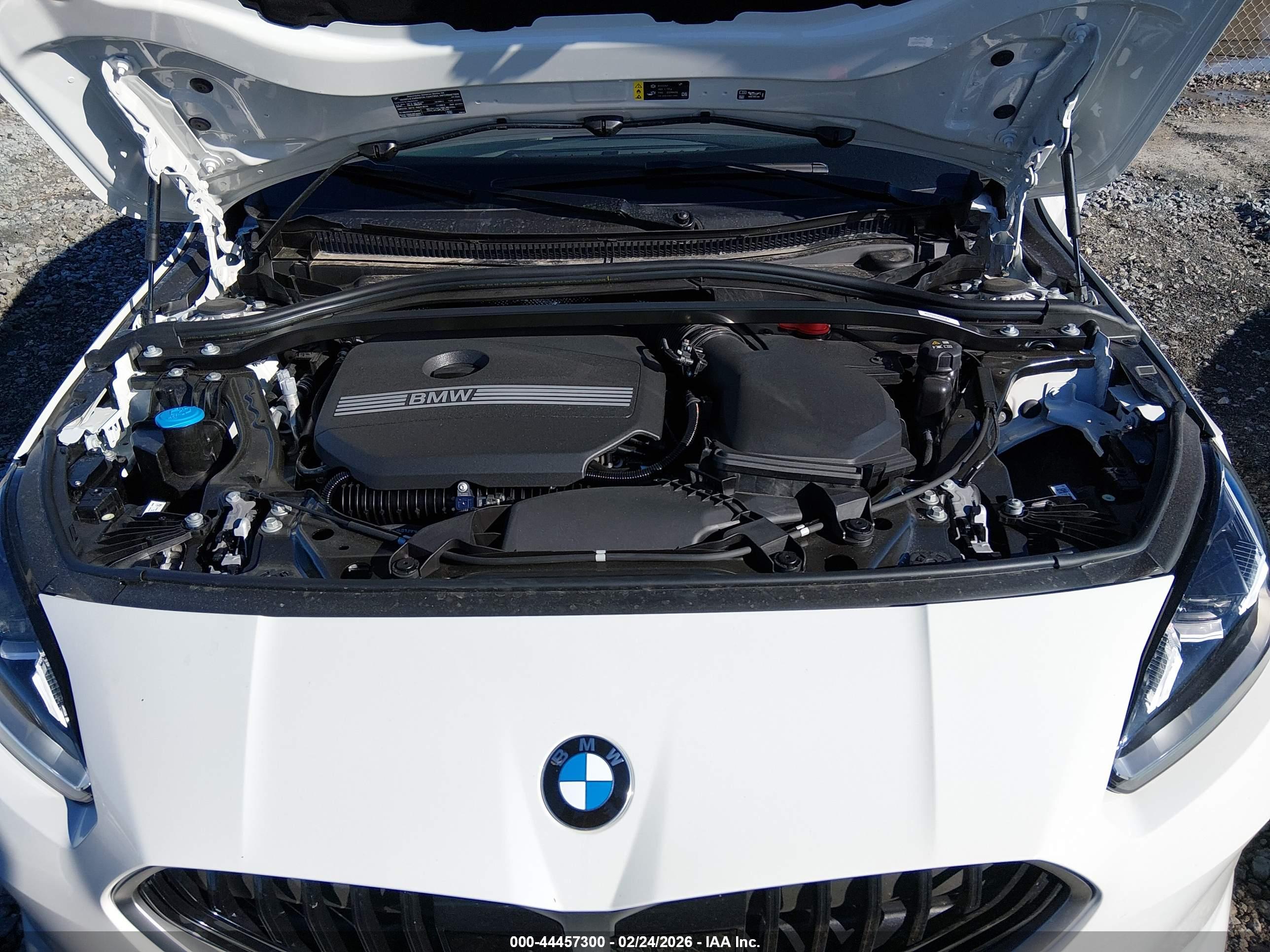 BMW 228 image 10