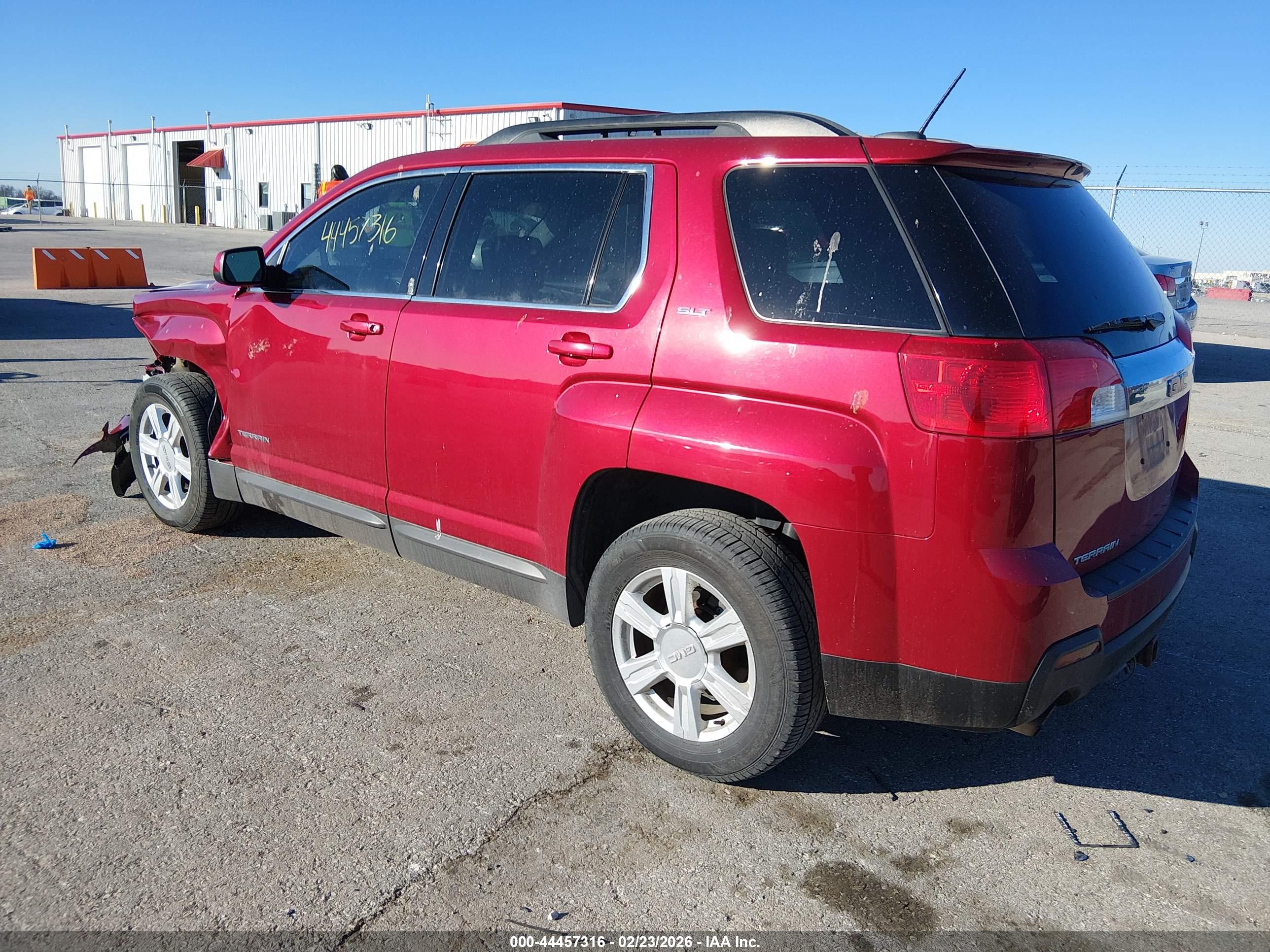 GMC TERRAIN image 3