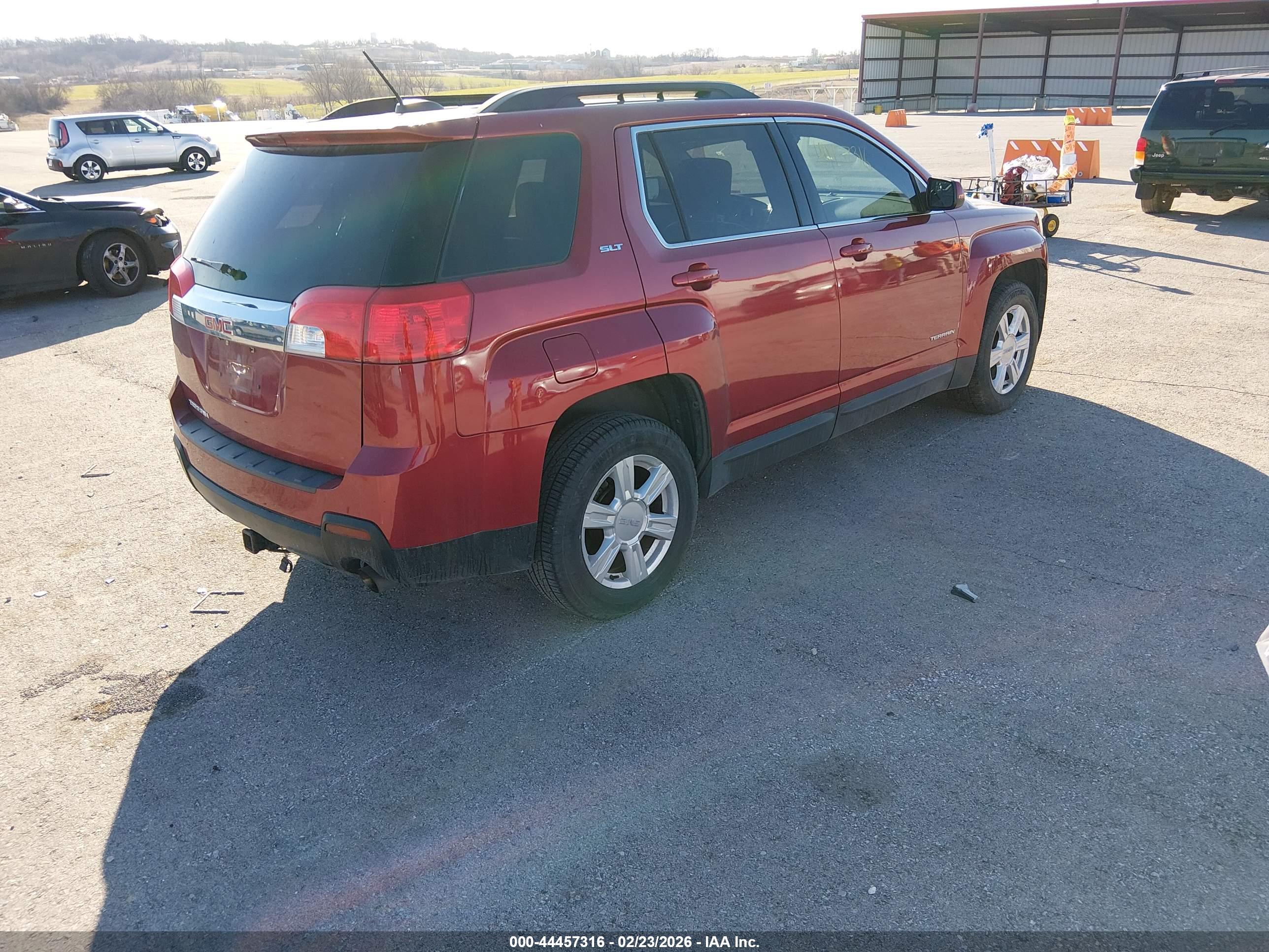 GMC TERRAIN image 4