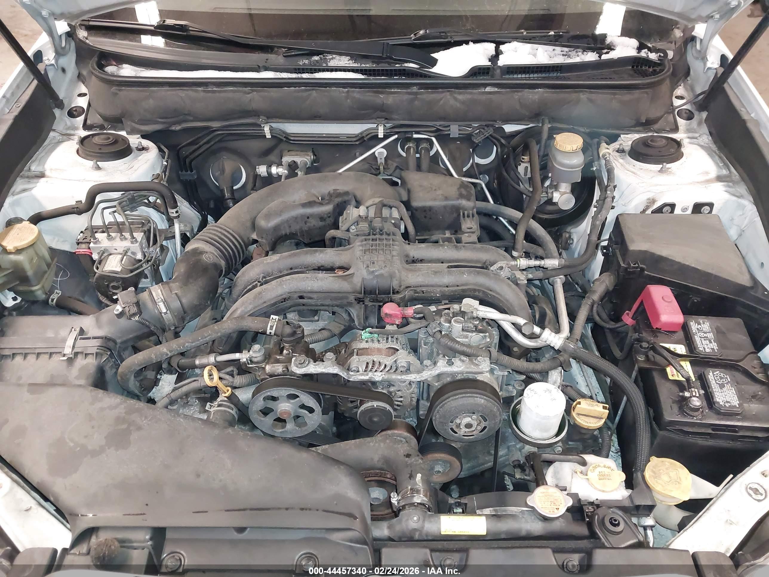 SUBARU OUTBACK image 10