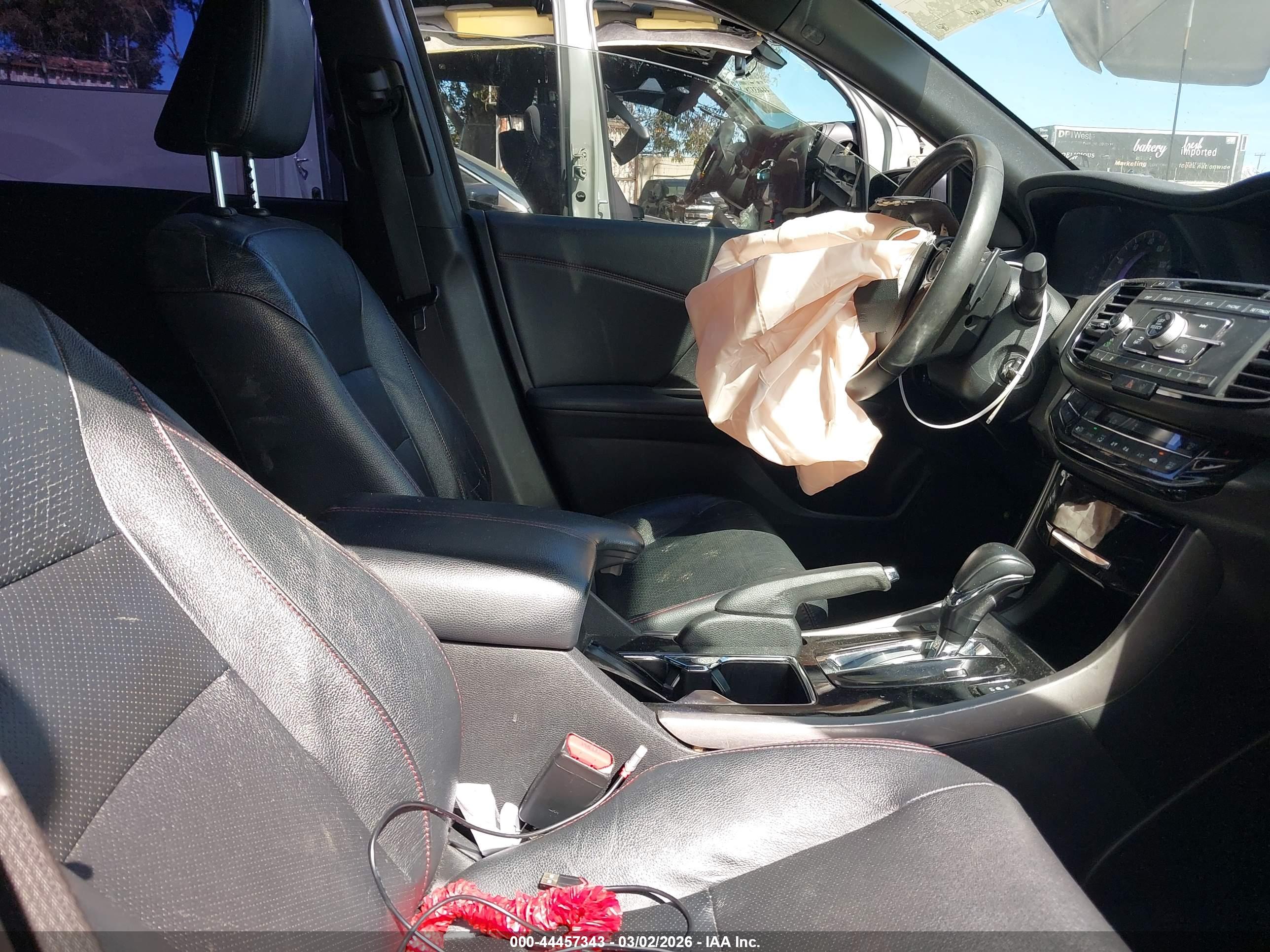 HONDA ACCORD image 5