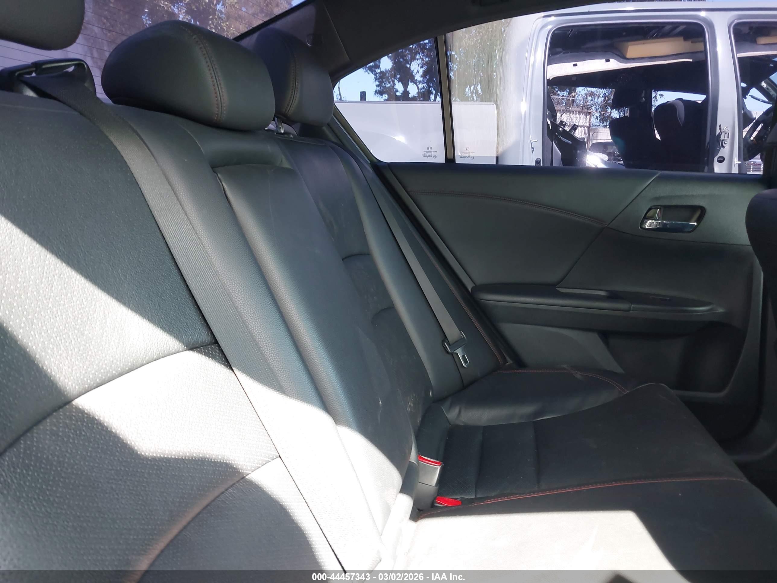 HONDA ACCORD image 8