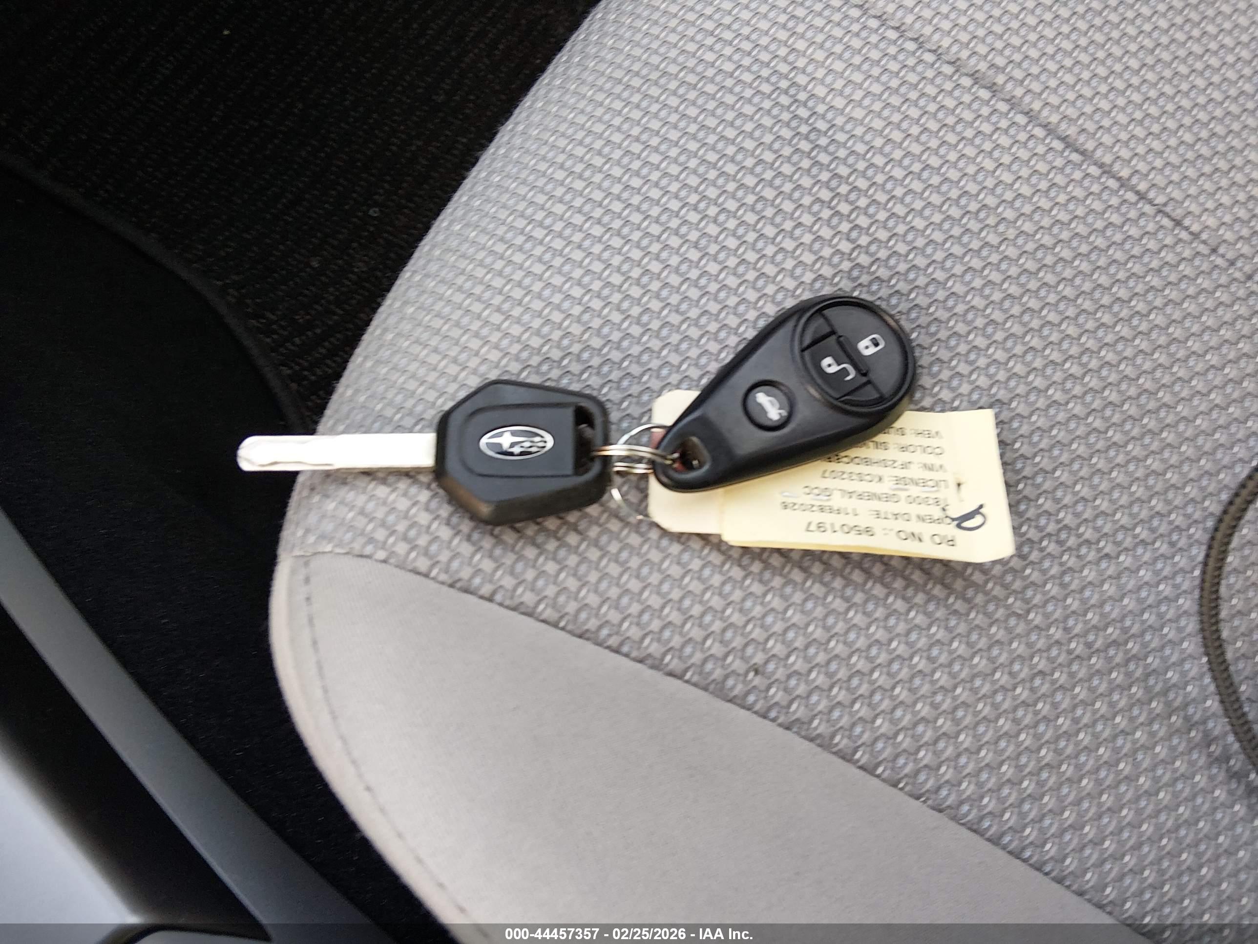 SUBARU FORESTER image 11