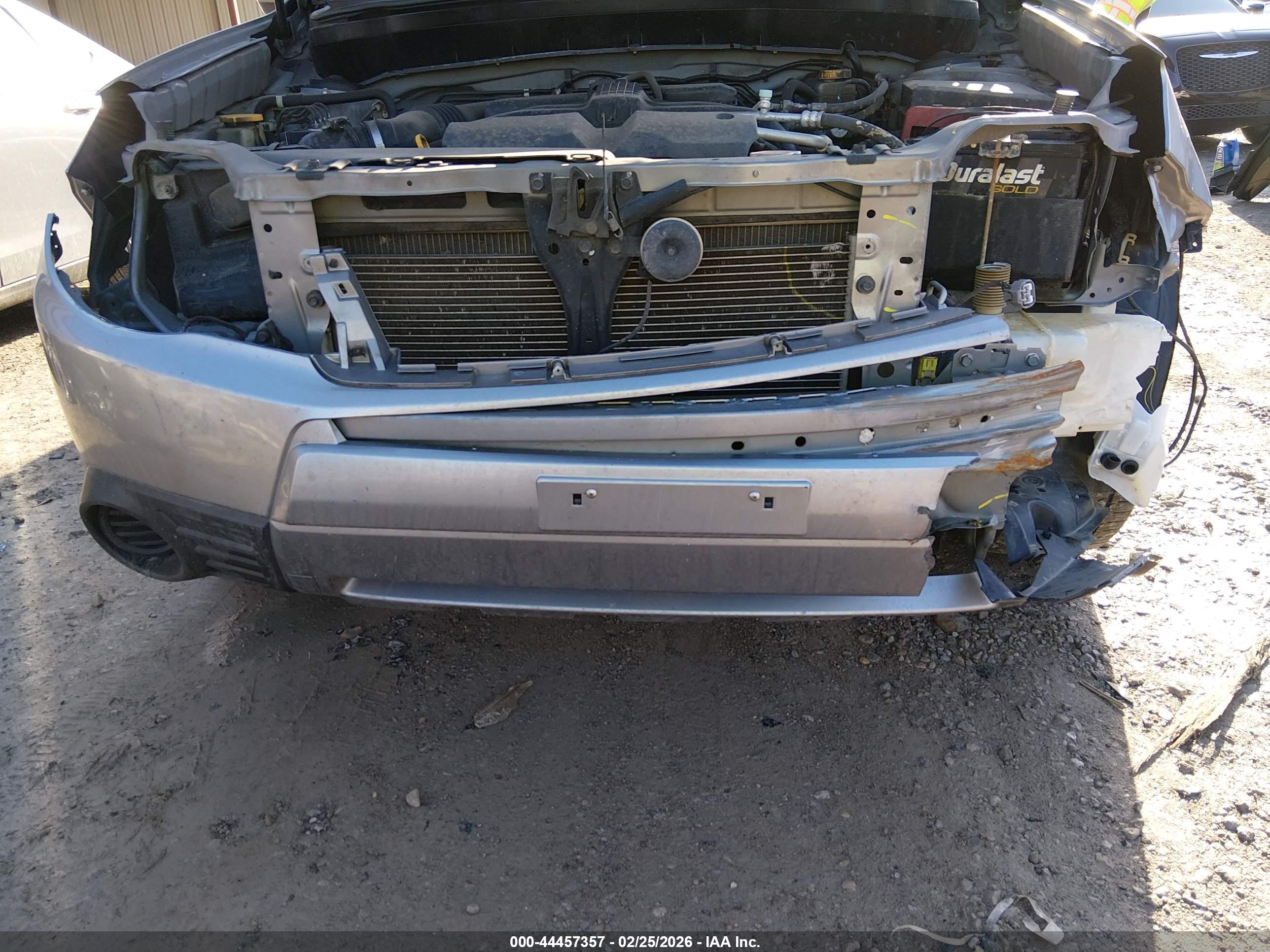 SUBARU FORESTER image 6