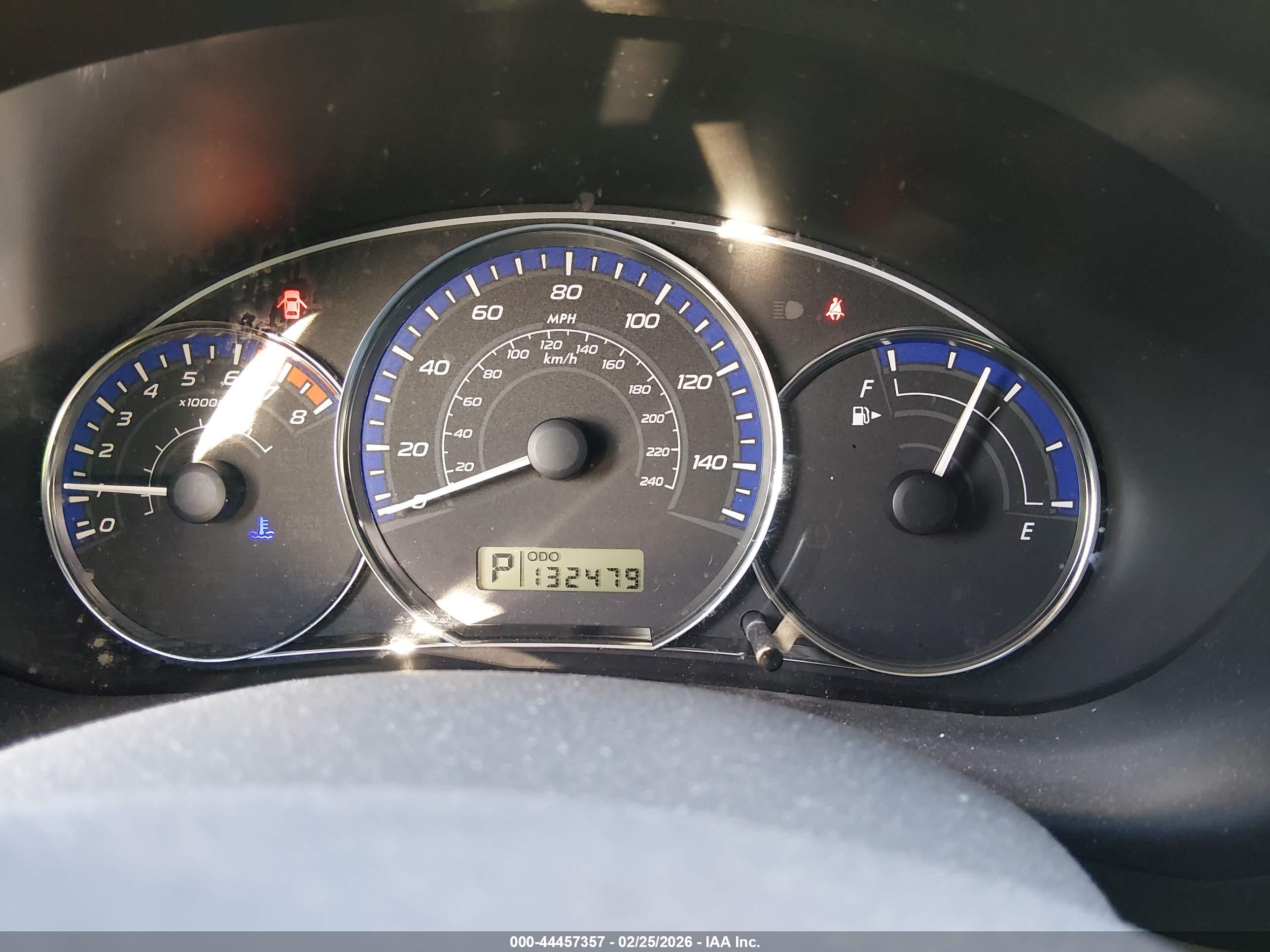 SUBARU FORESTER image 7