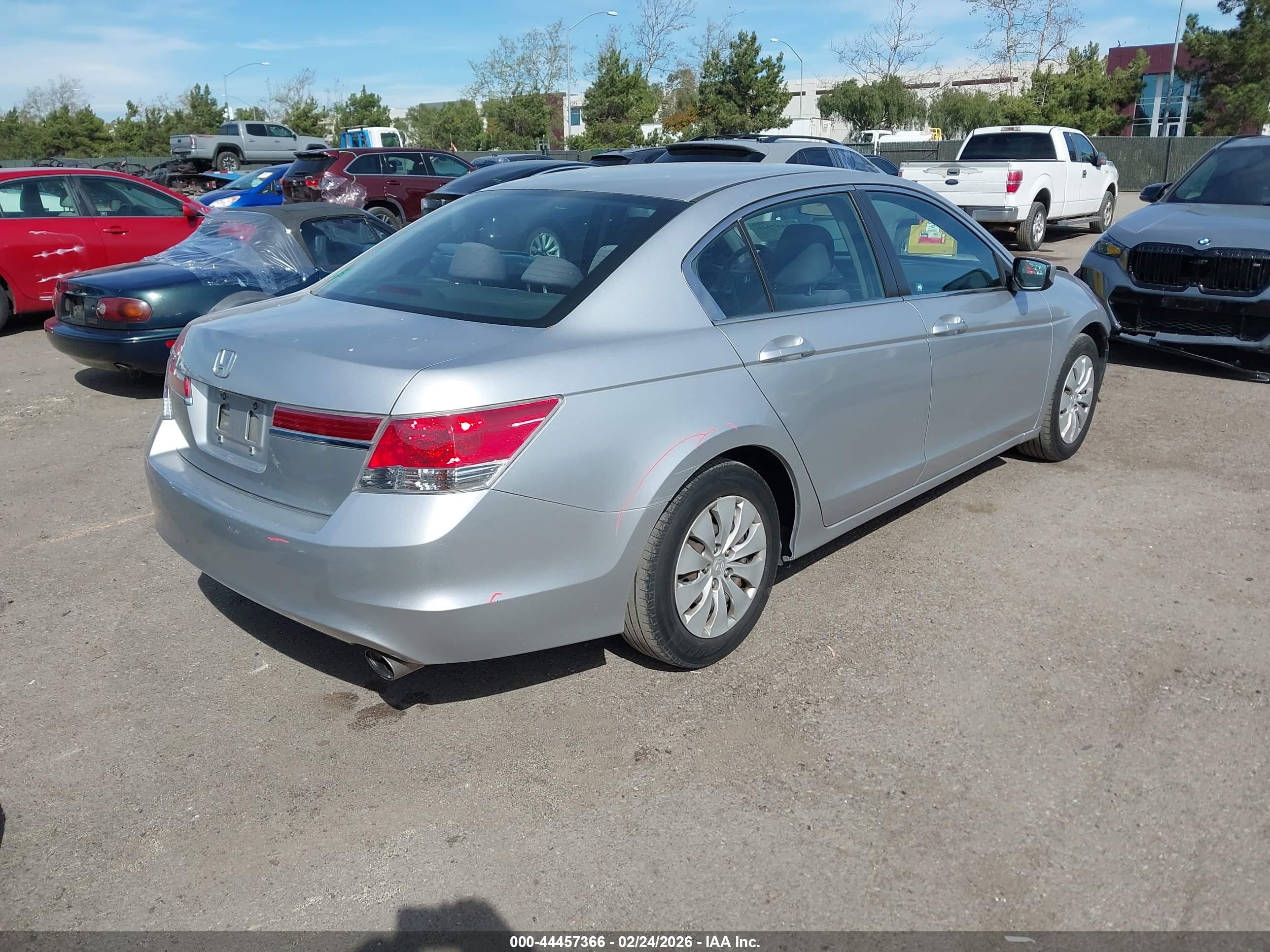 HONDA ACCORD image 4