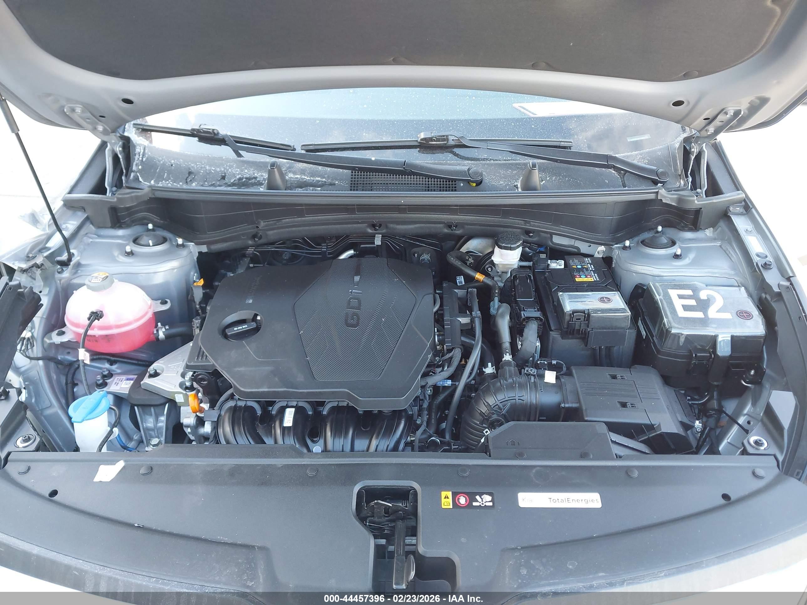 KIA SPORTAGE image 10