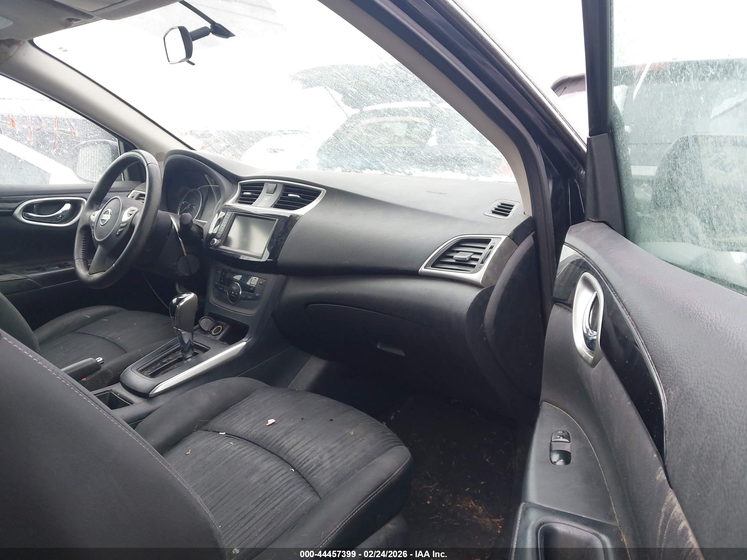 NISSAN SENTRA image 5
