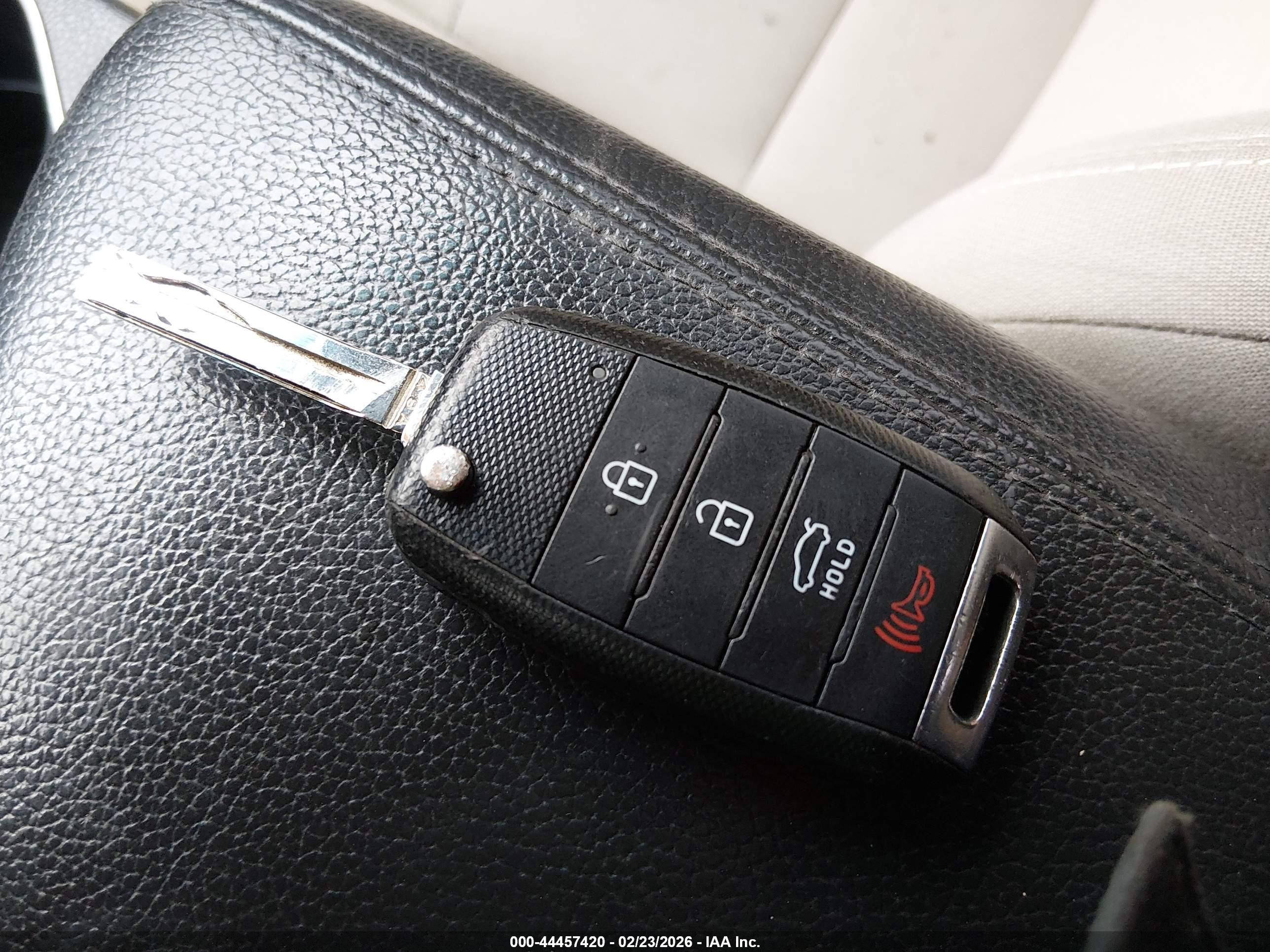KIA OPTIMA image 11
