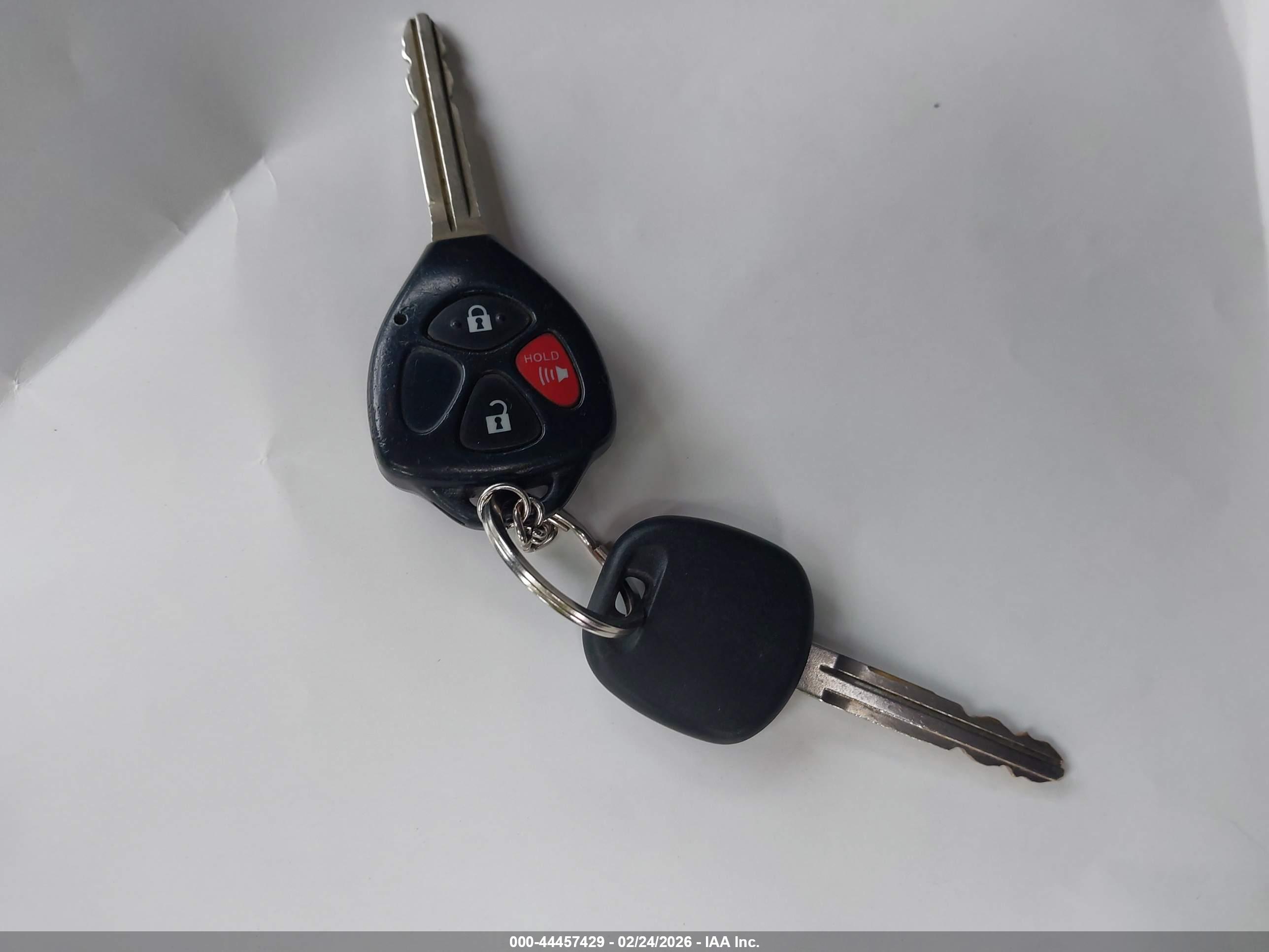 TOYOTA RAV4 image 11